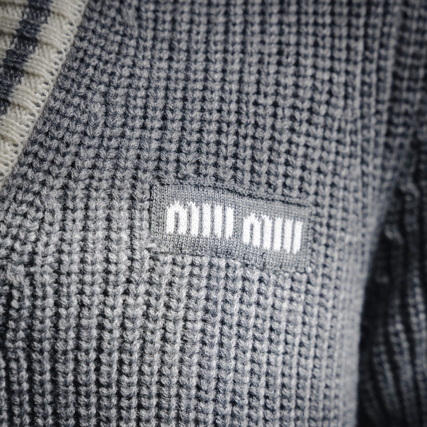 Miu 25fw leisure cardigan