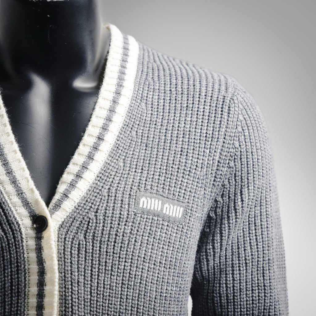 Miu 25fw leisure cardigan