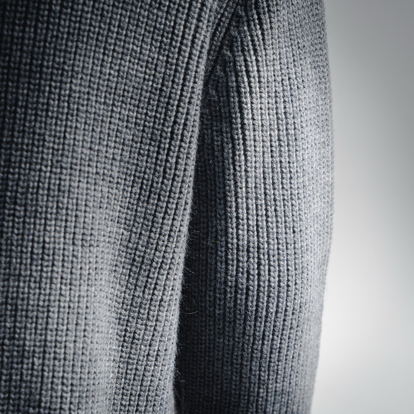 Miu 25fw all-match sweater