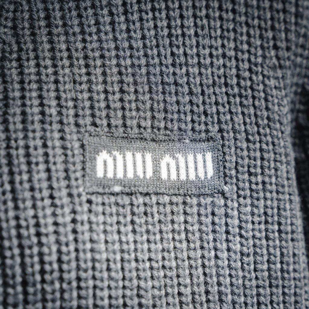 Miu 25fw all-match sweater