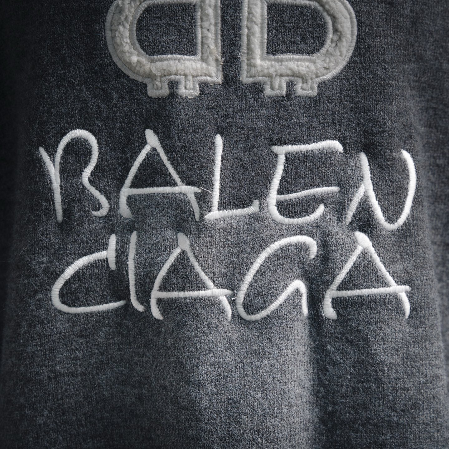 Balen 25fw leisure sweater