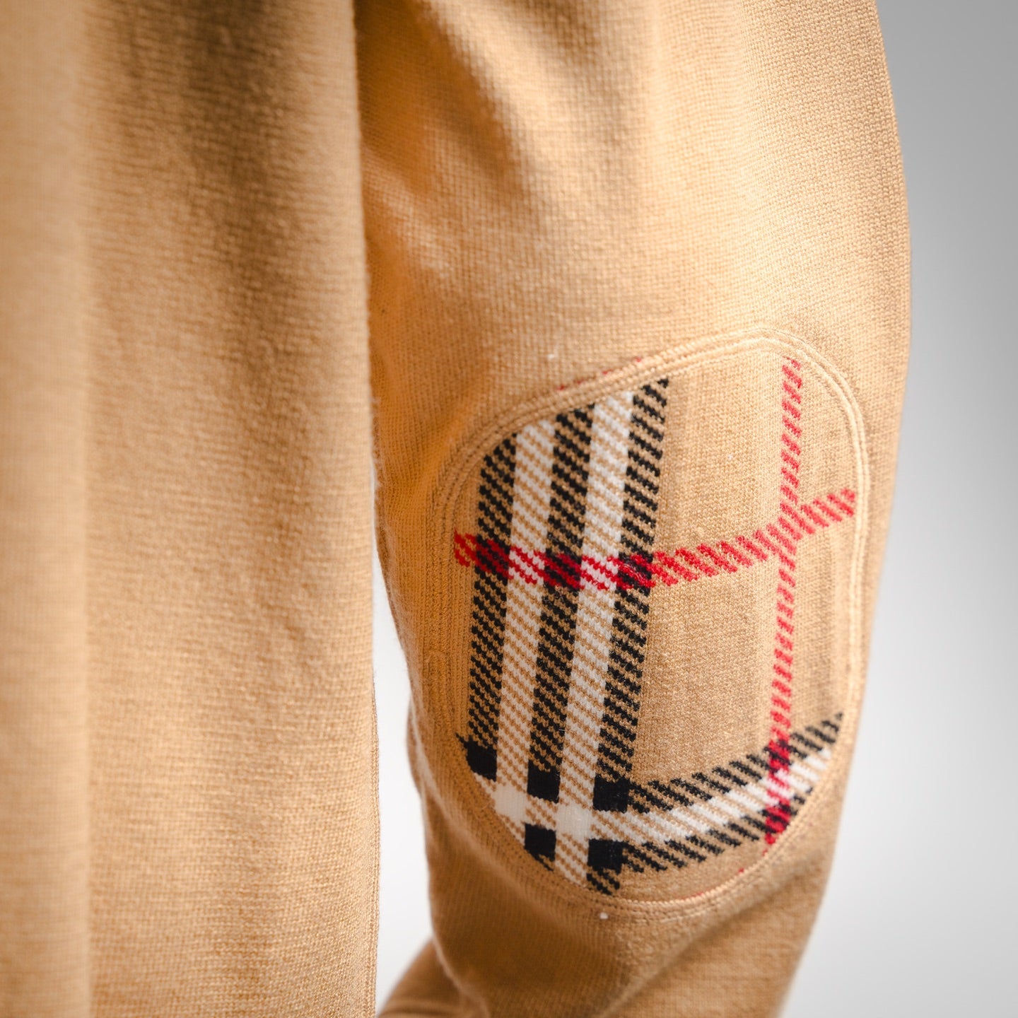 Burbery 25fw splicing sweater