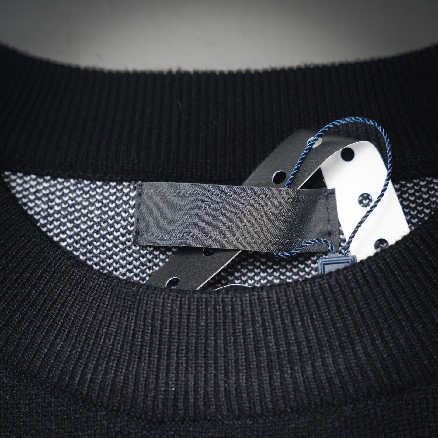 Pra 25fw knitted sweater