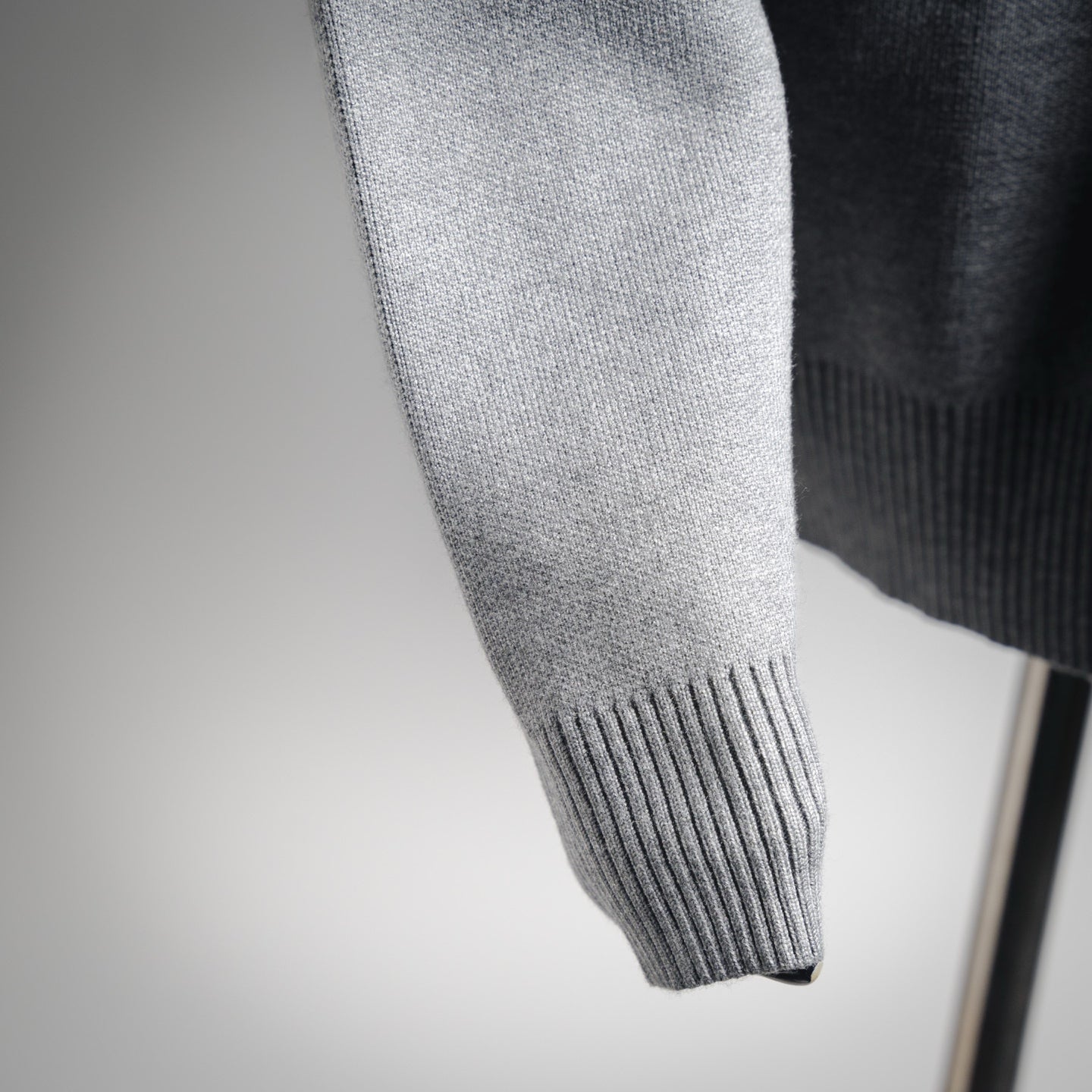 Pra 25fw knitted sweater