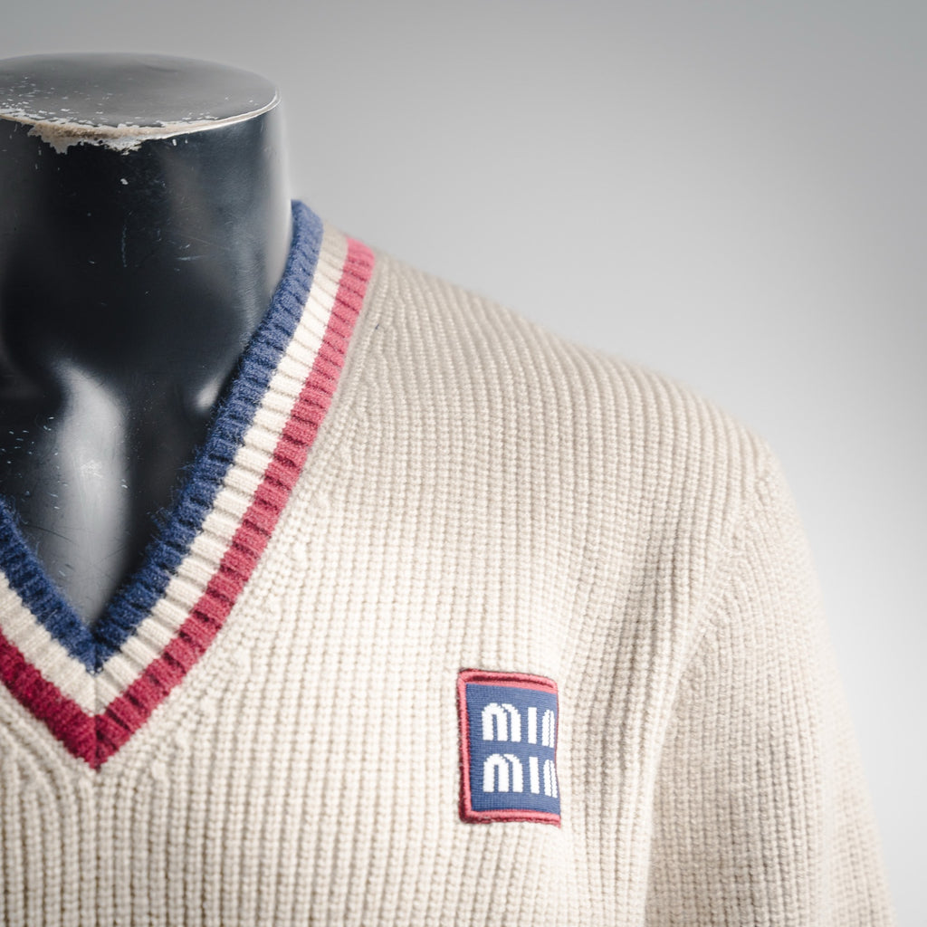 Miu 25fw knitted sweater