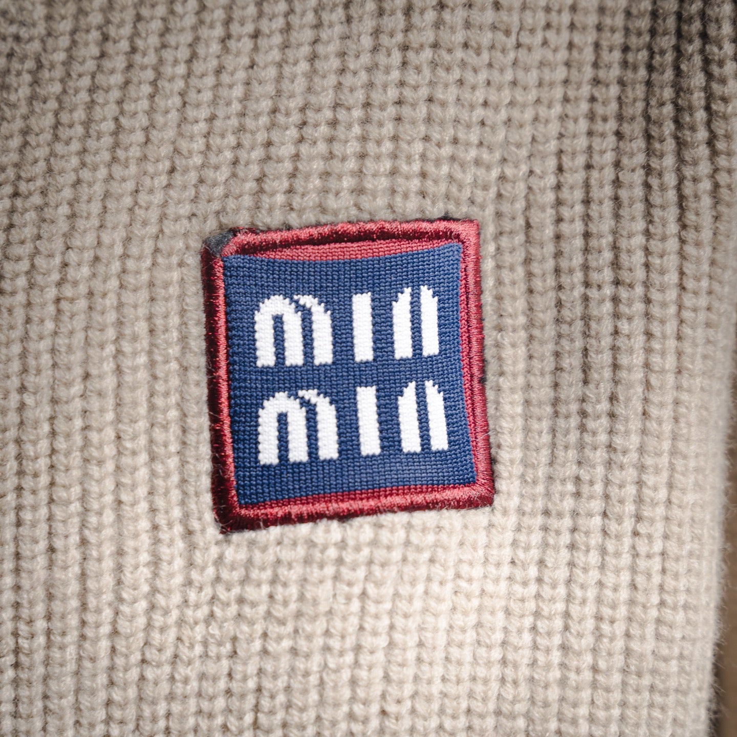 Miu 25fw leisure cardigan