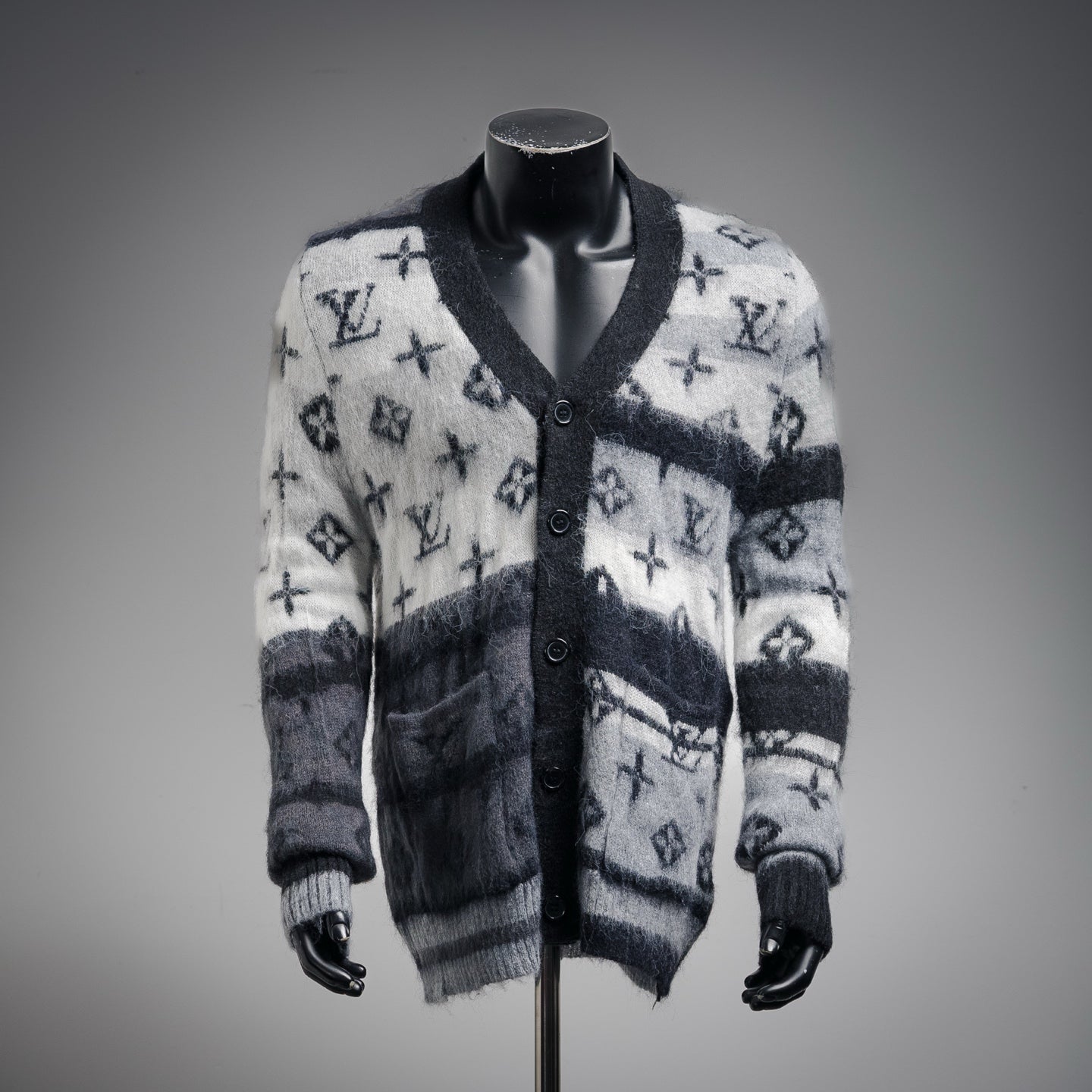 Louis 25fw jacquard sweater