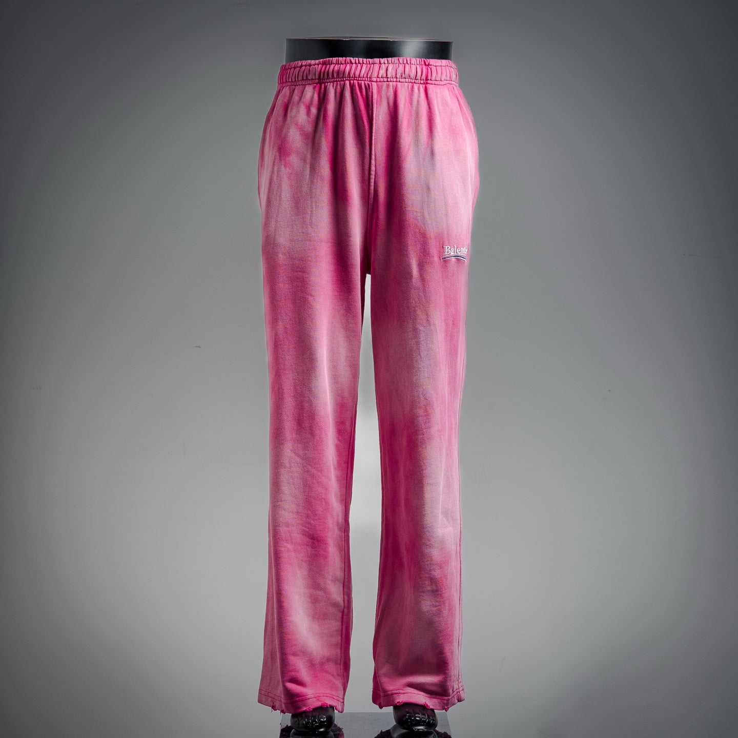 Balen 25fw embroidered pants