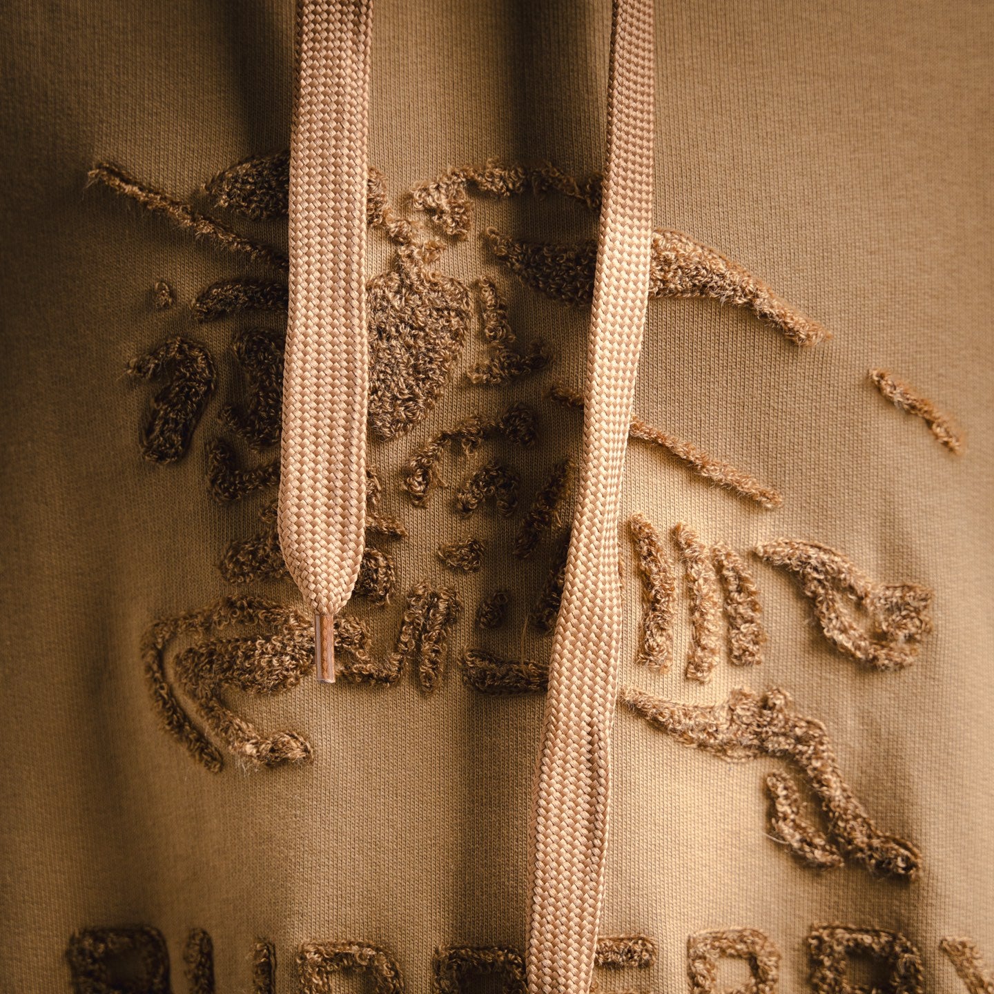 Burbery 25fw embroidered hoodie