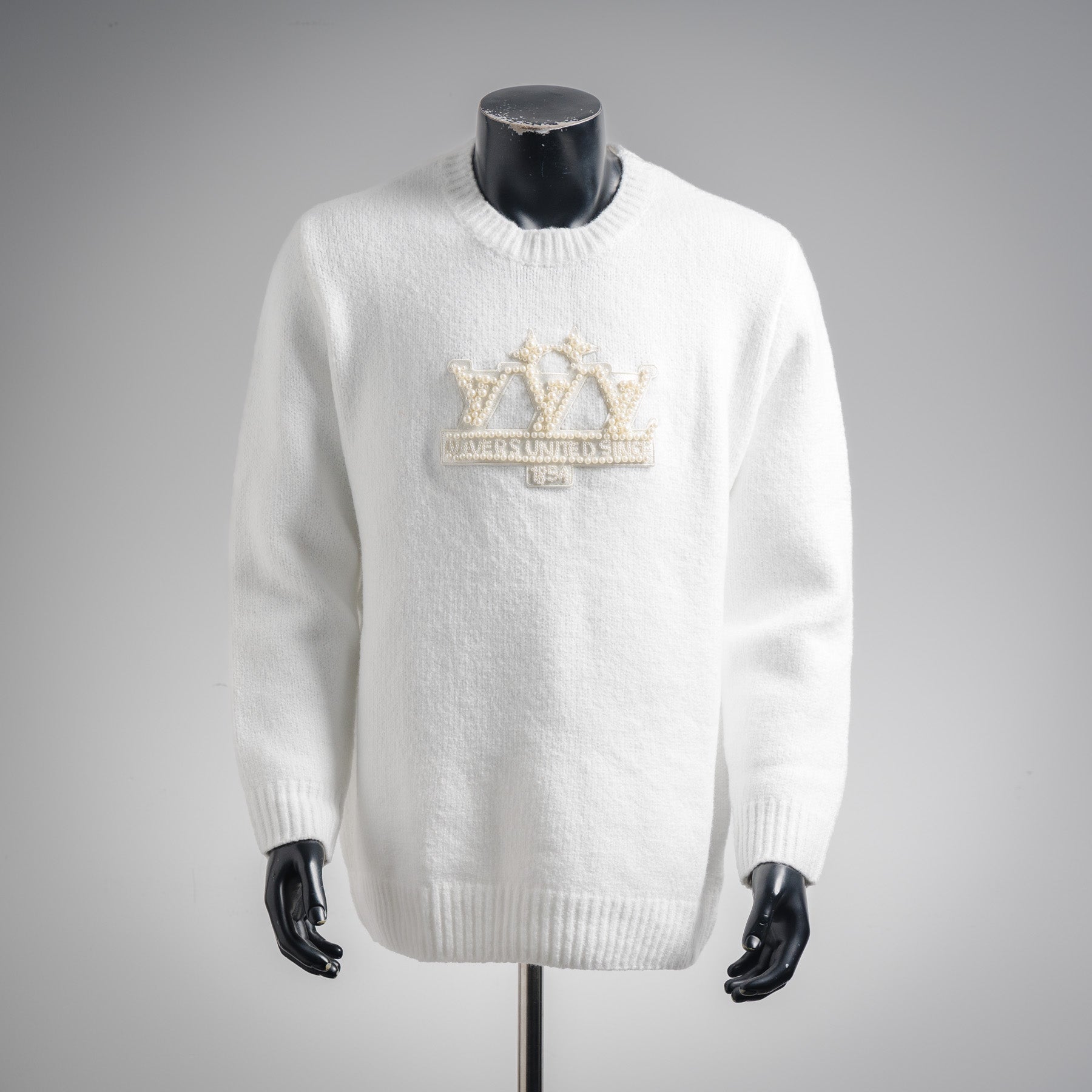 Louis 25fw embroidered sweater