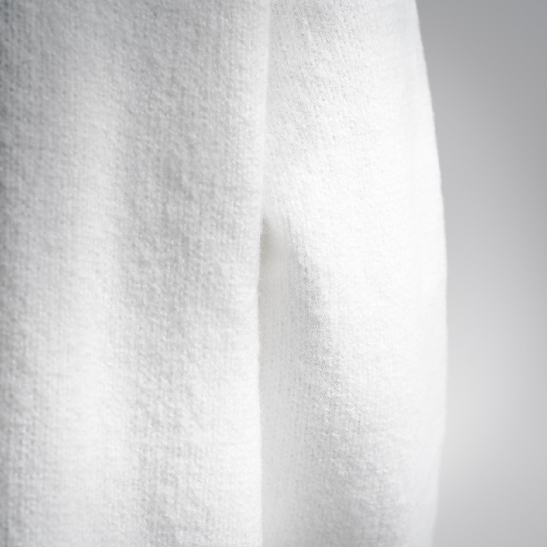 Louis 25fw embroidered sweater