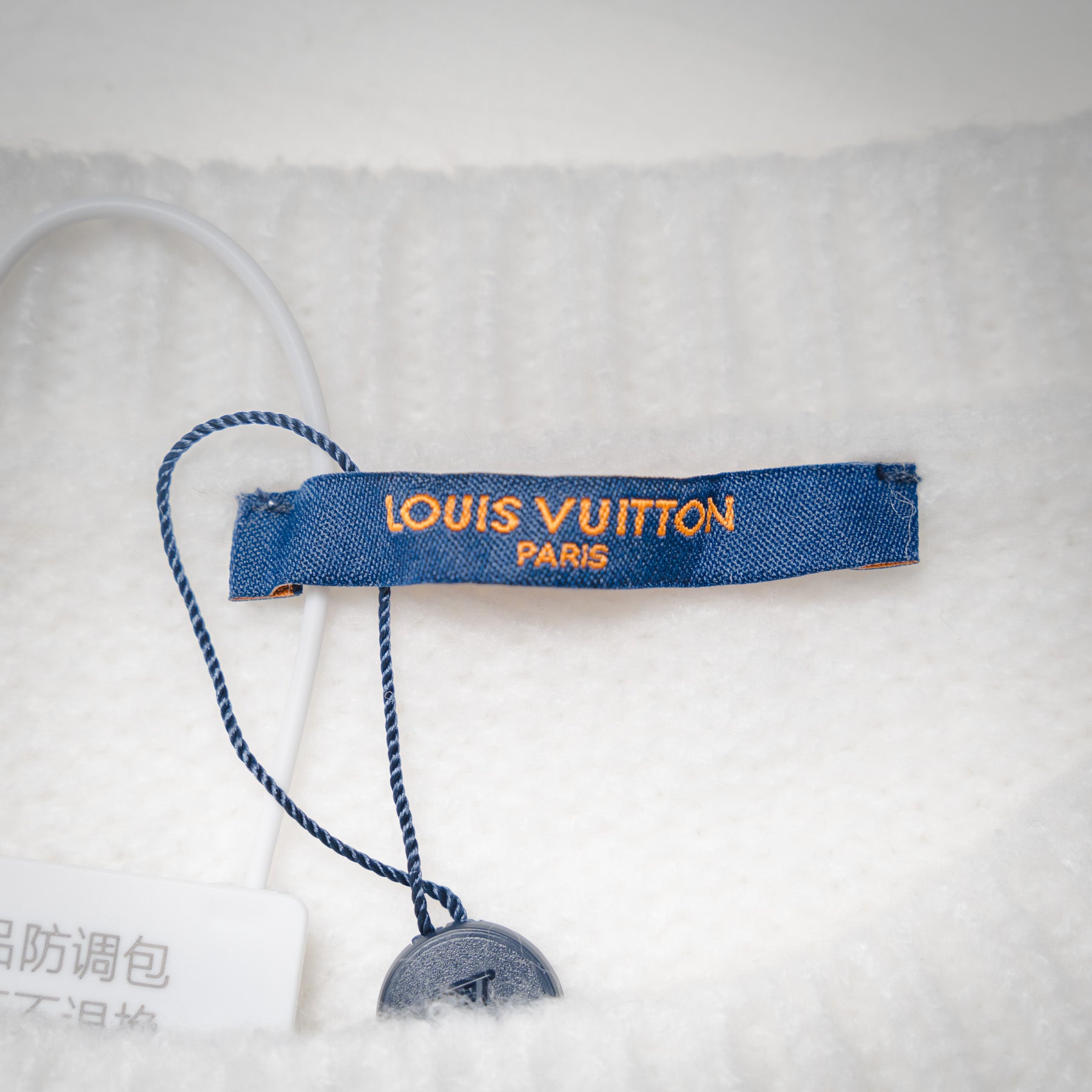 Louis 25fw embroidered sweater