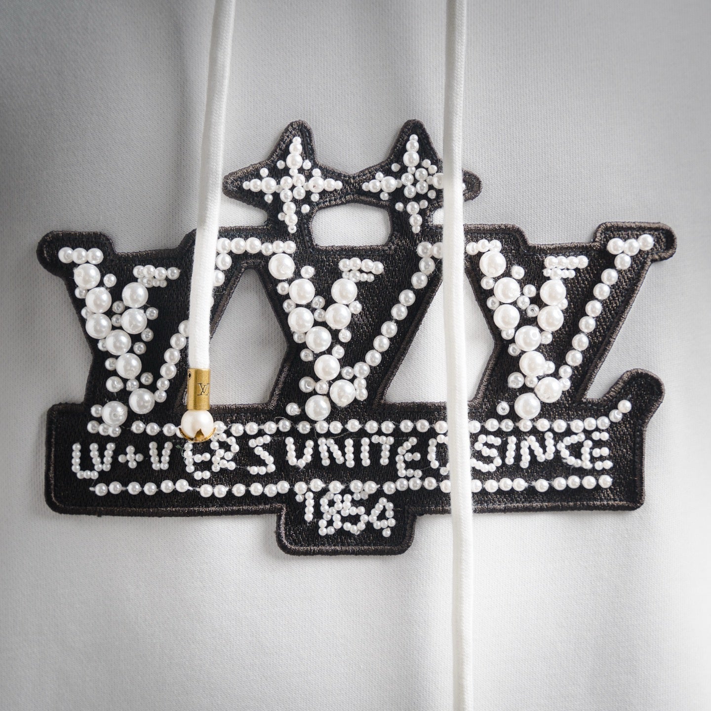 Louis 25fw leisure hoodie