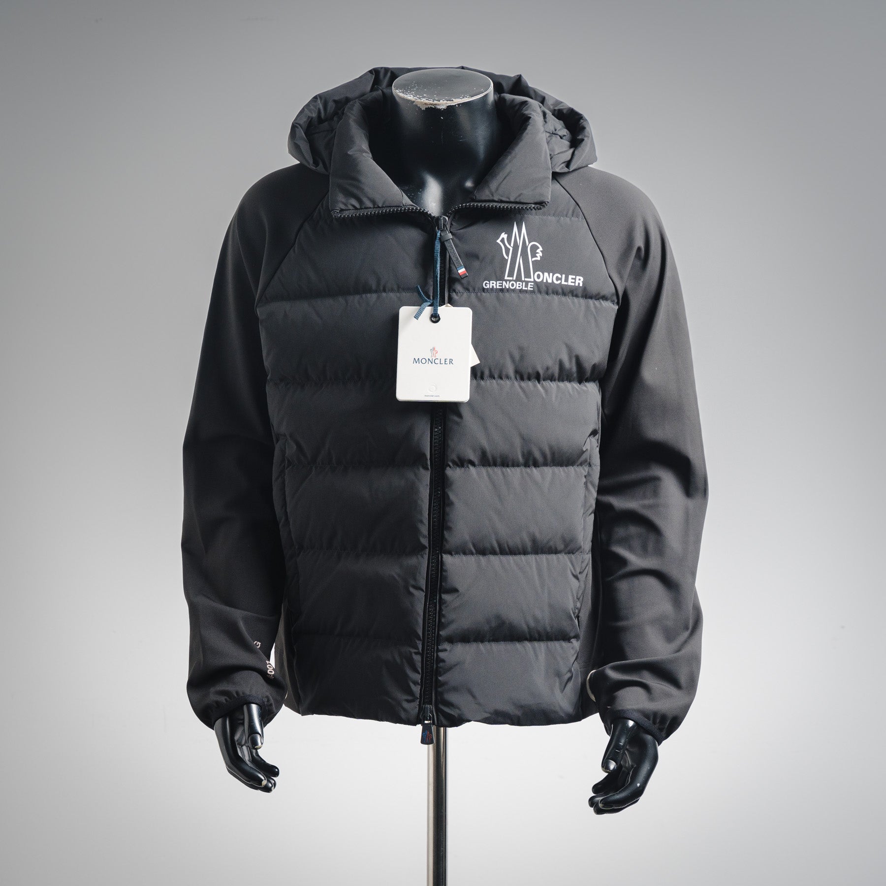 Mon 25fw down jacket