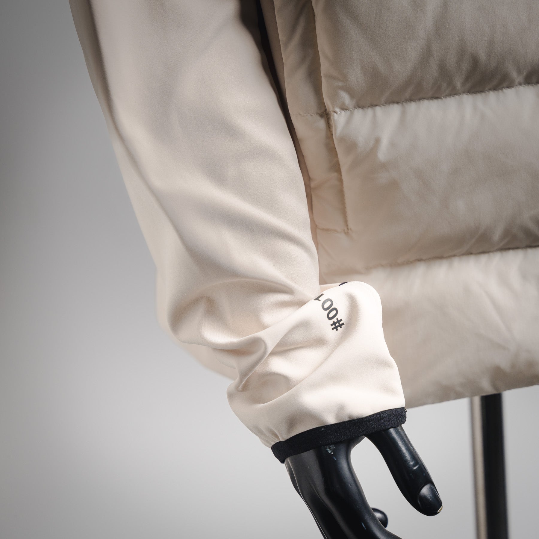 Mon 25fw down jacket