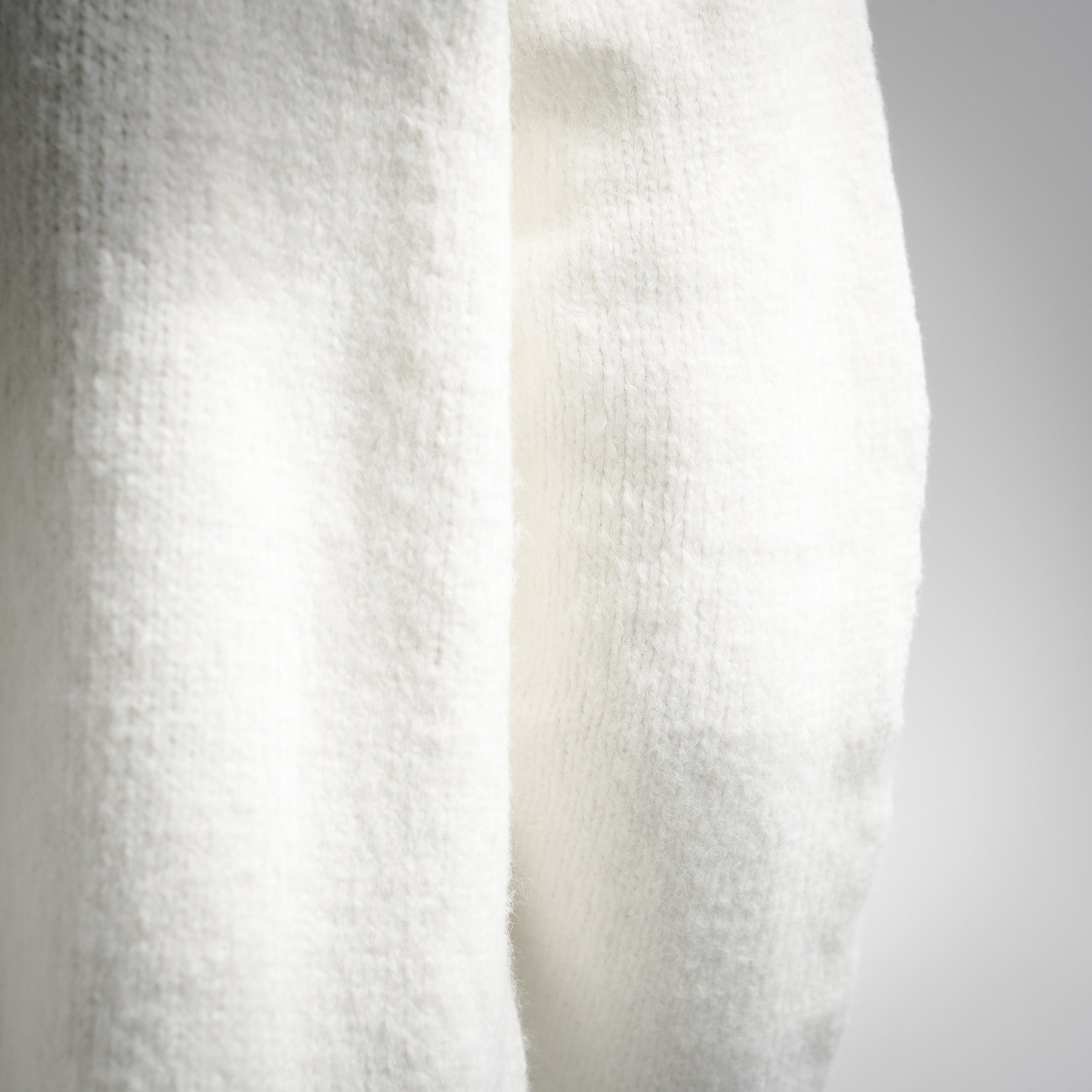 Louis 25fw embroidered sweated