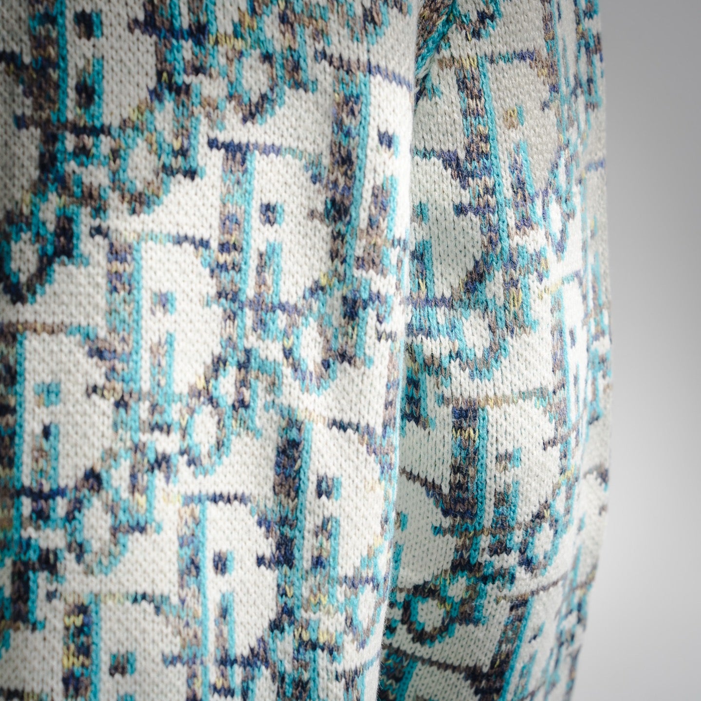 CD 25fw jacquard cardigan