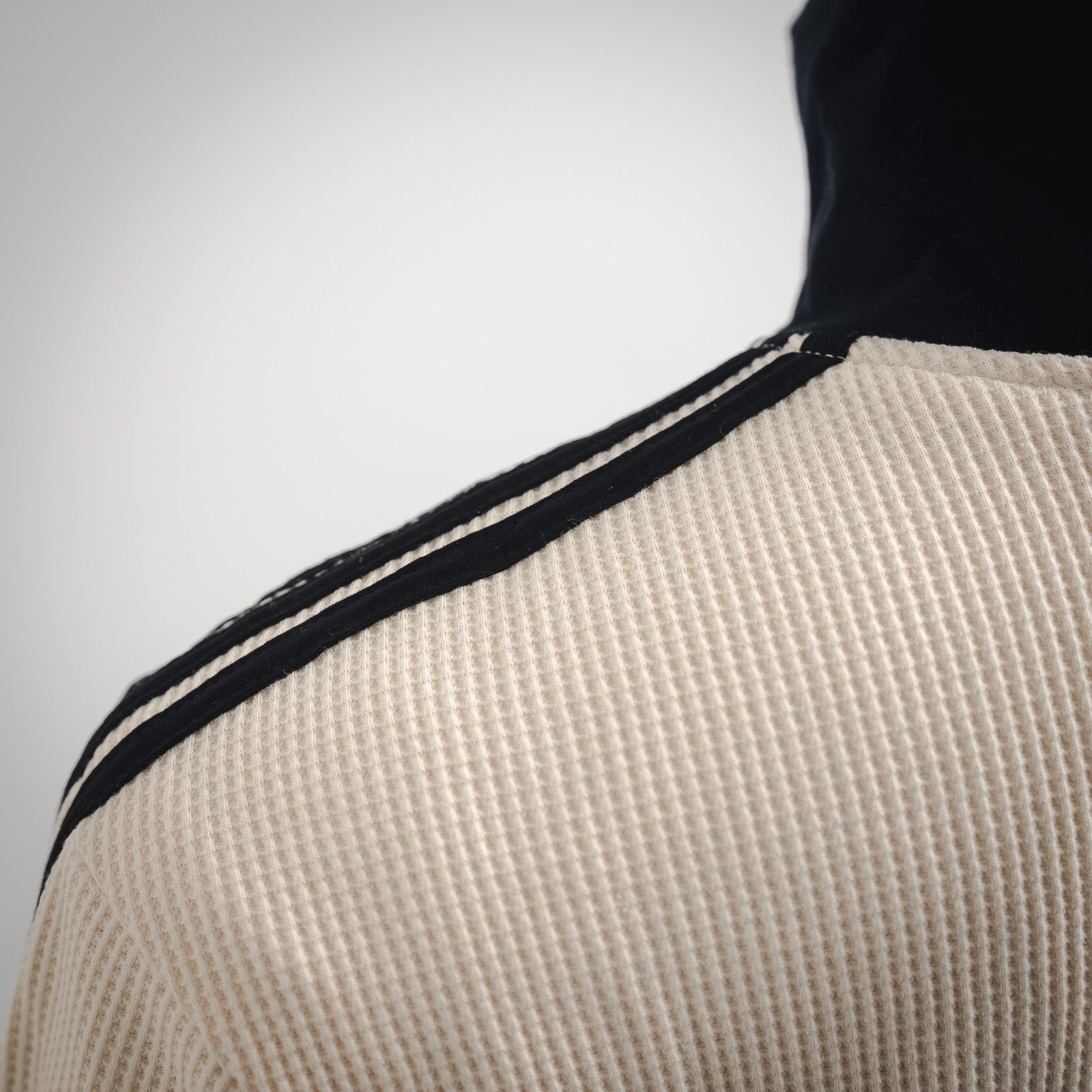 Adi 25fw leisure jacket