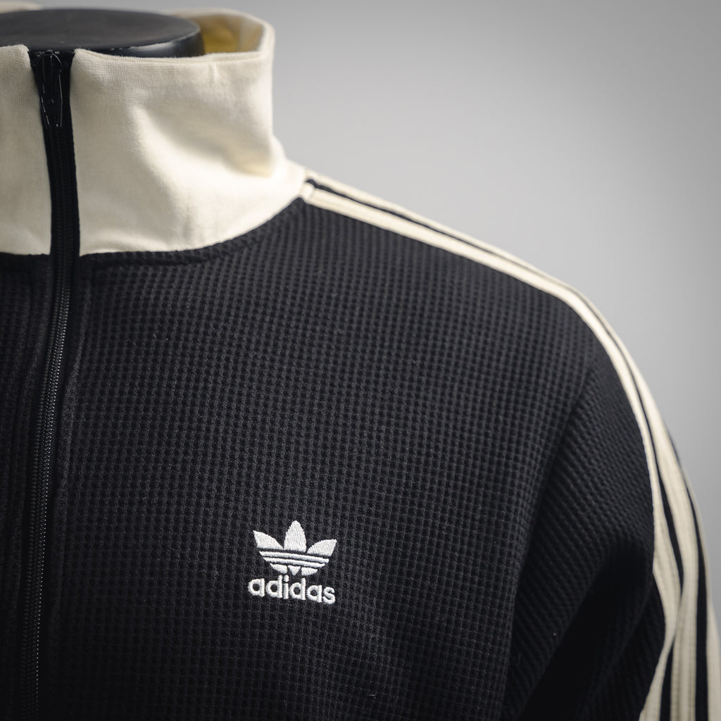 Adi 25fw leisure jacket