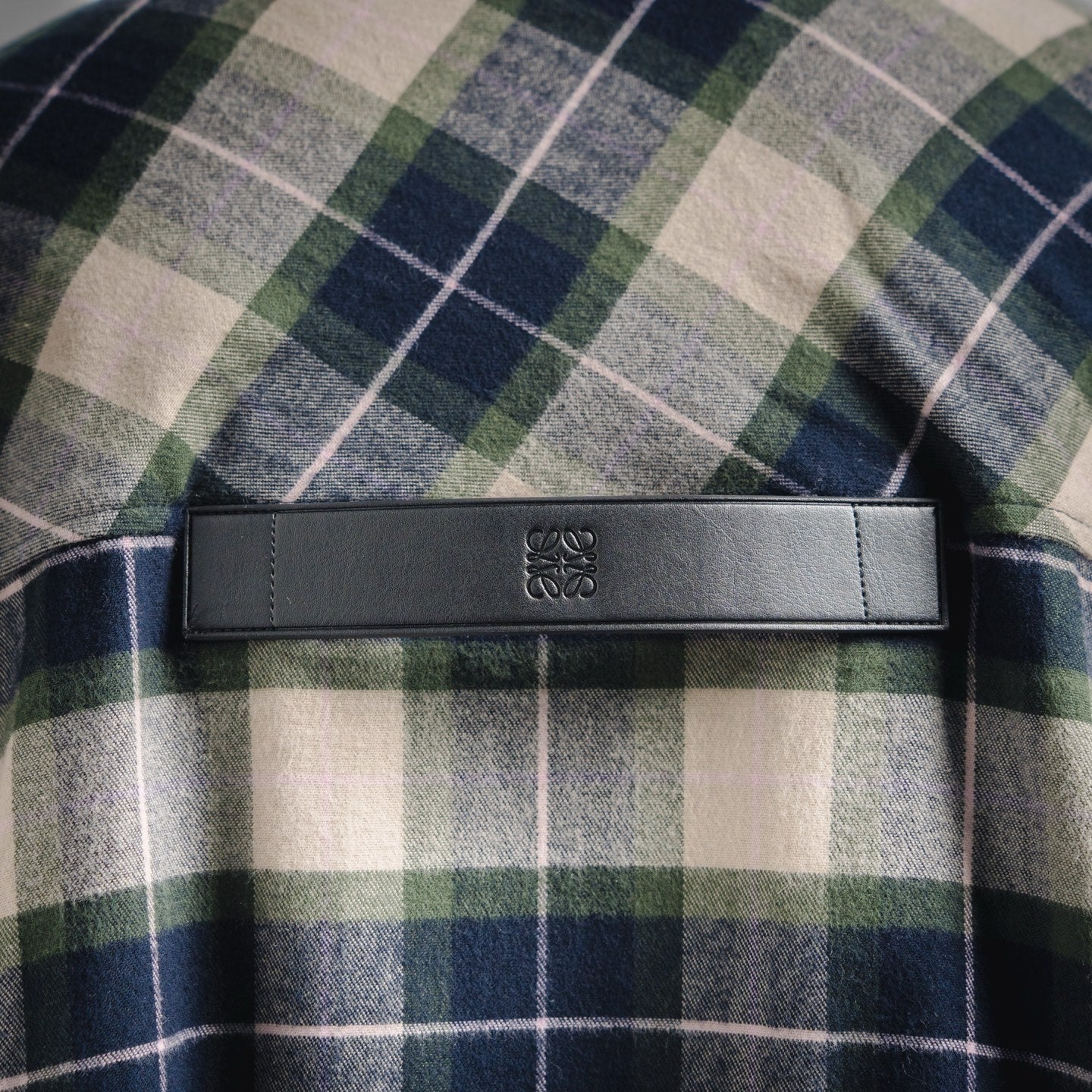 Loe 2f5w all-match shirt