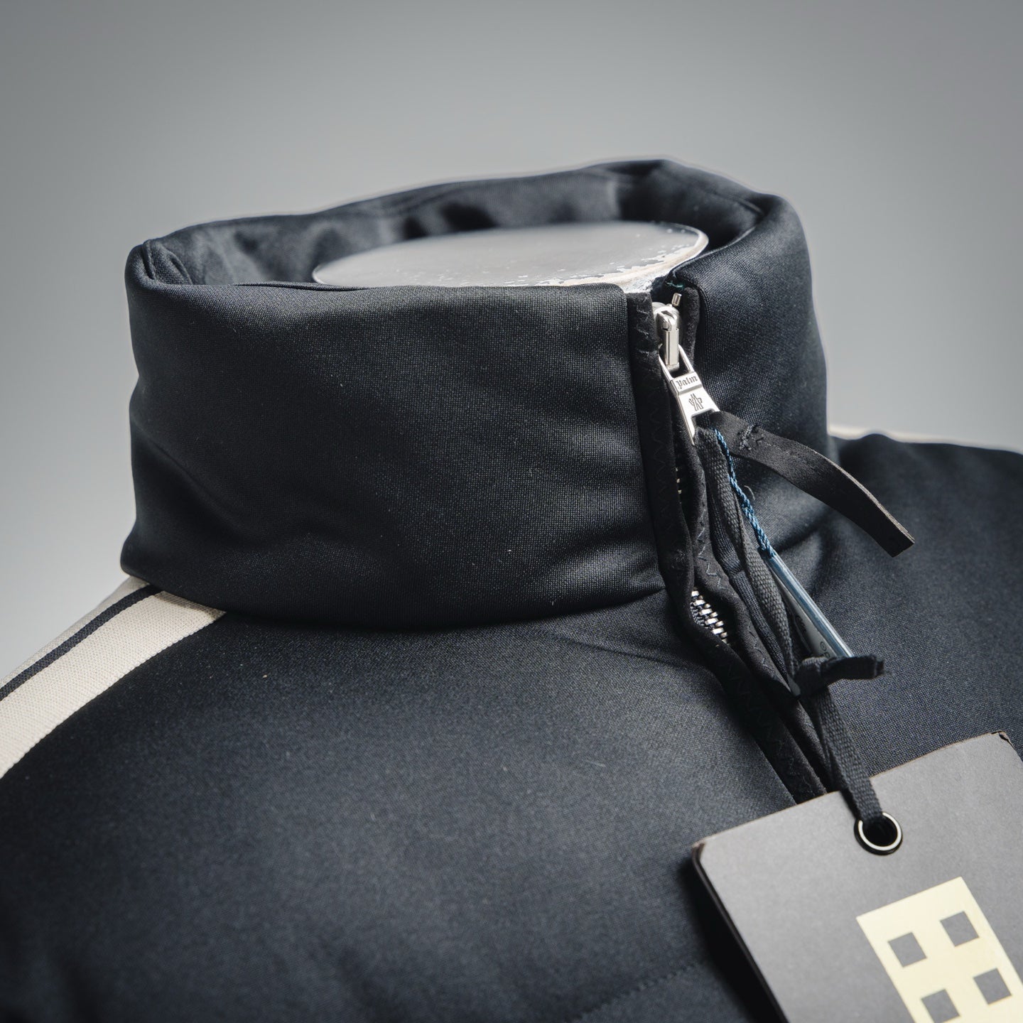 Mon 25fw embroidered jacket