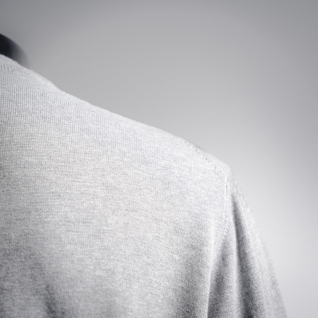 Guc 25fw embroidered sweater