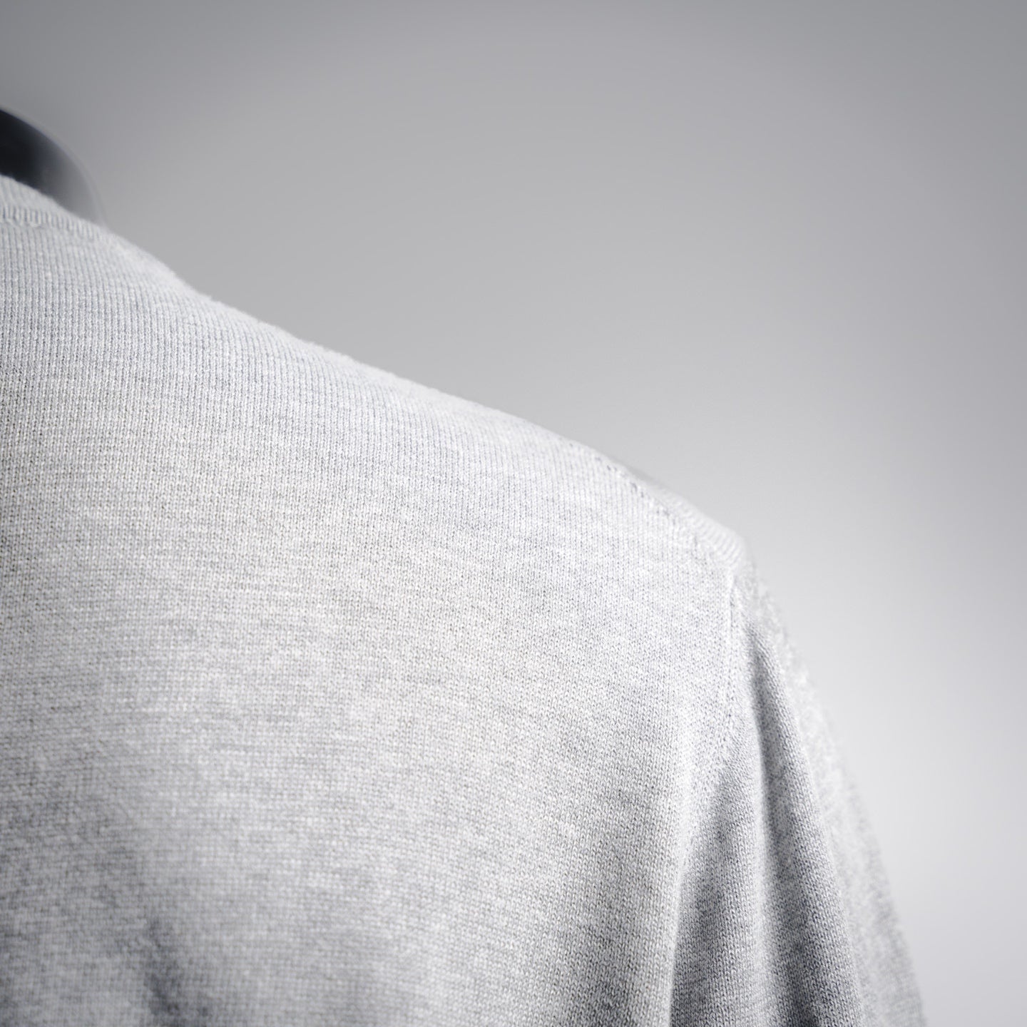 Guc 25fw embroidered sweater