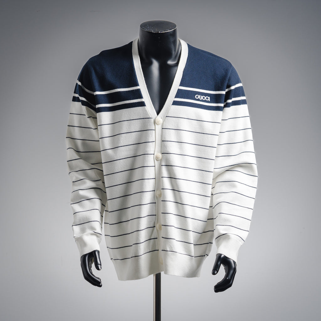 Guc 25fw embroidered sweater