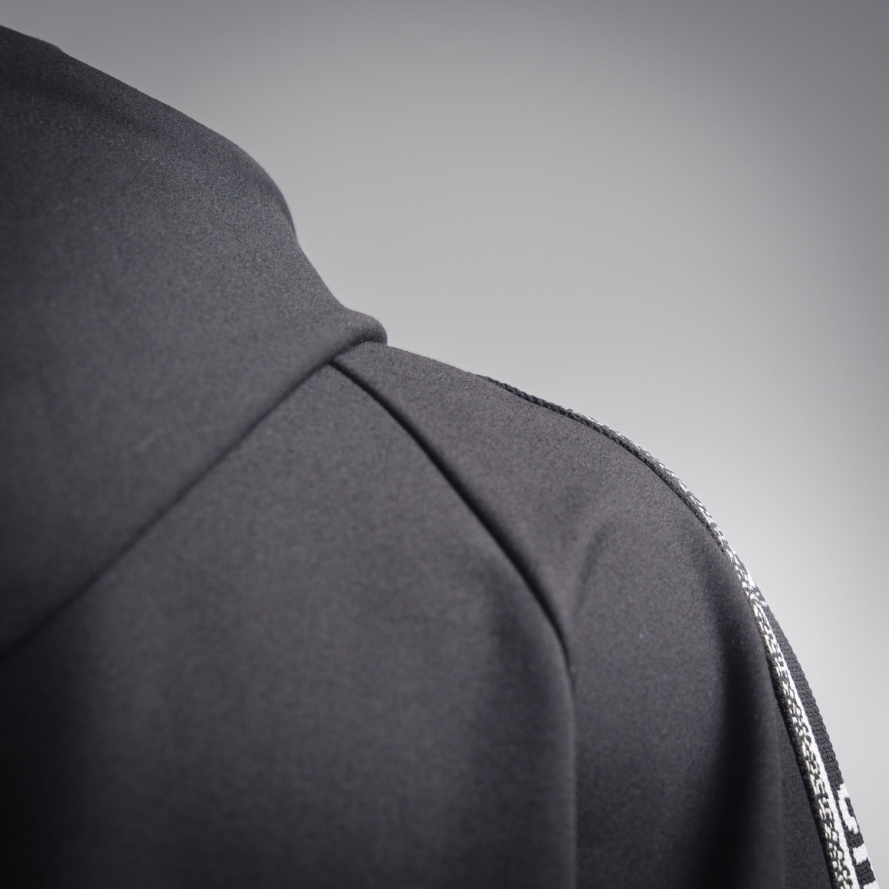 CD 25fw embroidered jacket