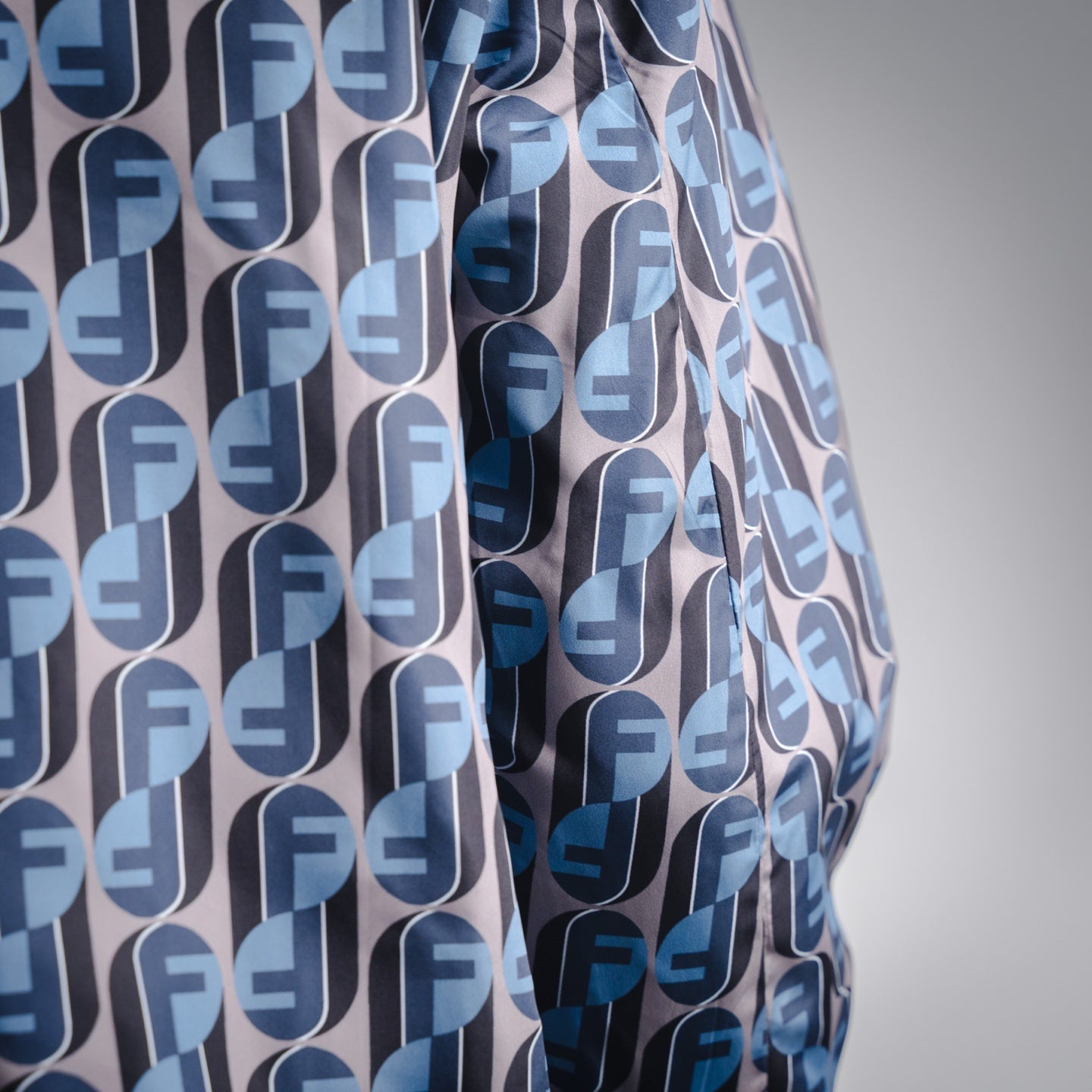 Fend 25fw reversible jacket