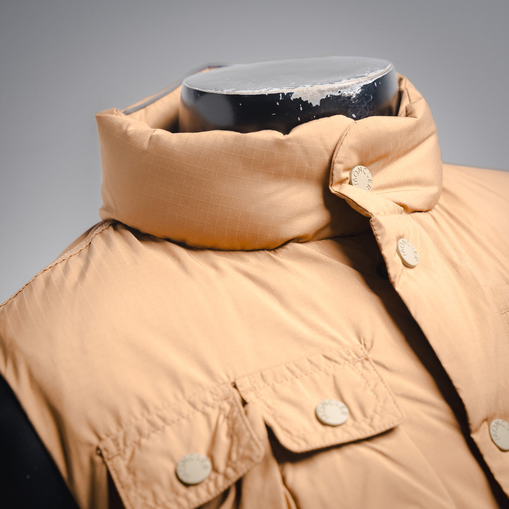 Mon 25fw all-match vest