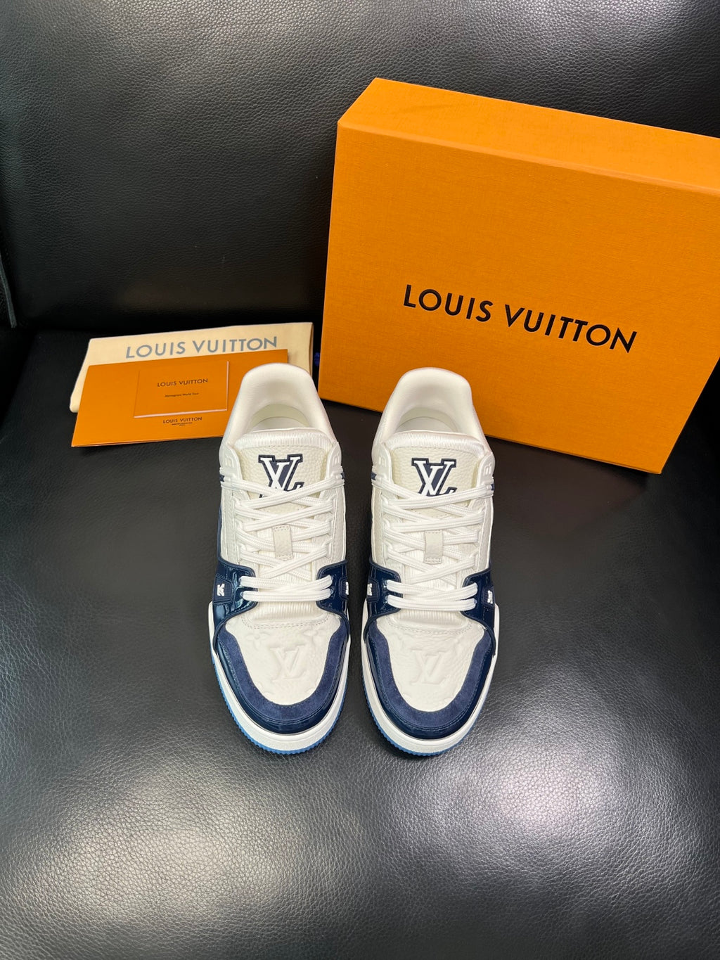 Louis 25fw all-match sneakers