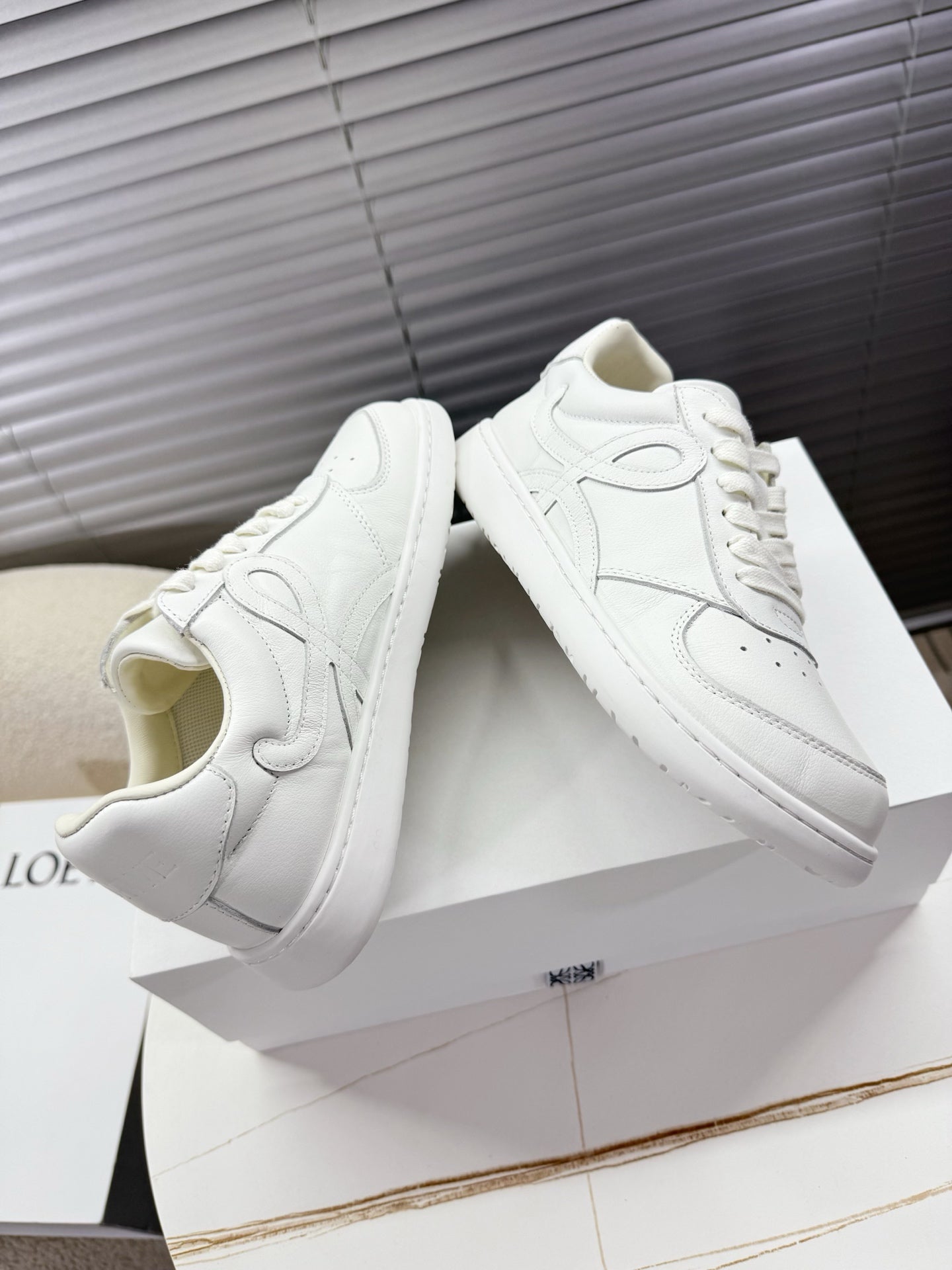 Loe 25fw leisure shoe