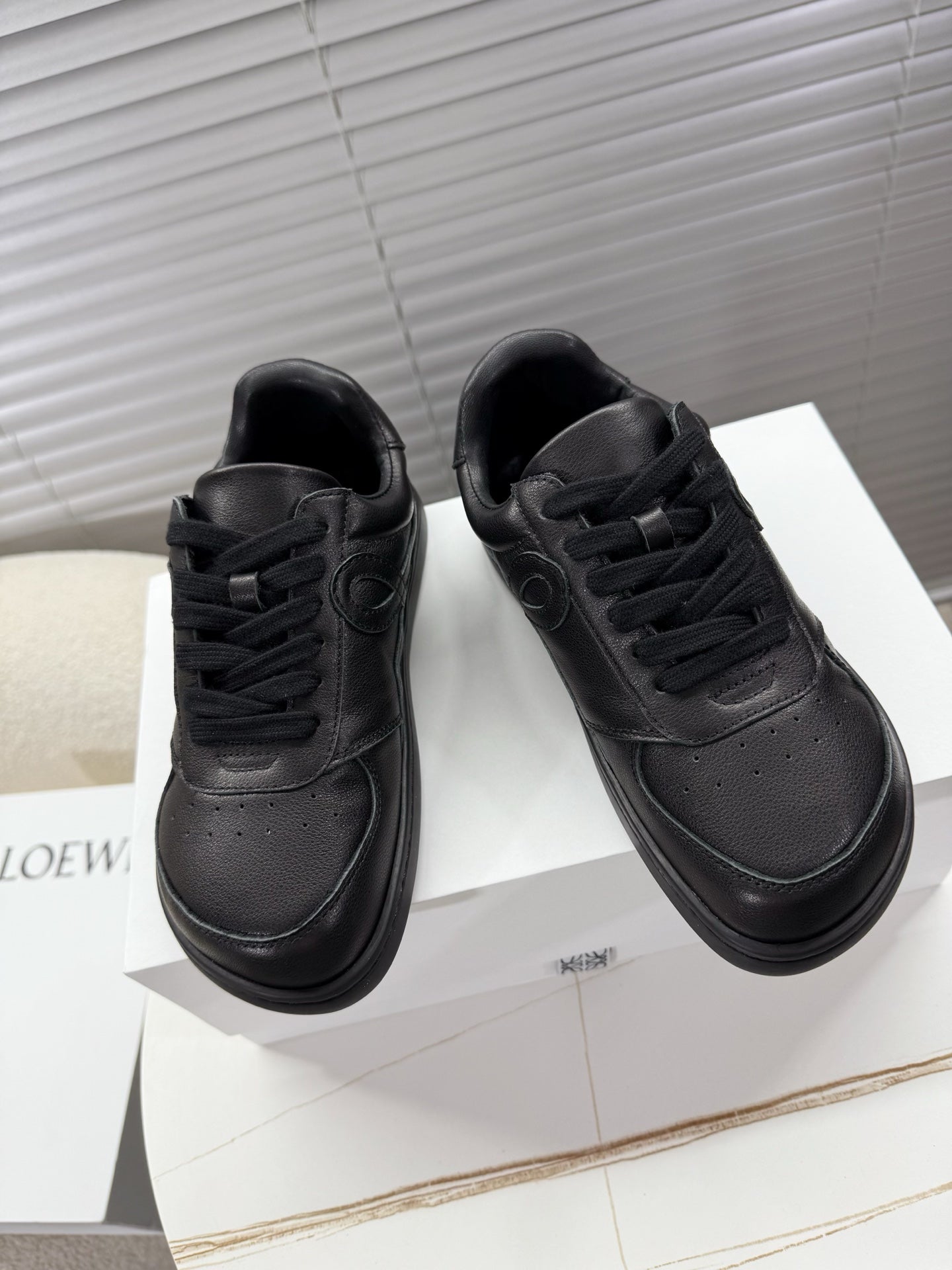 Loe 25fw leisure shoe