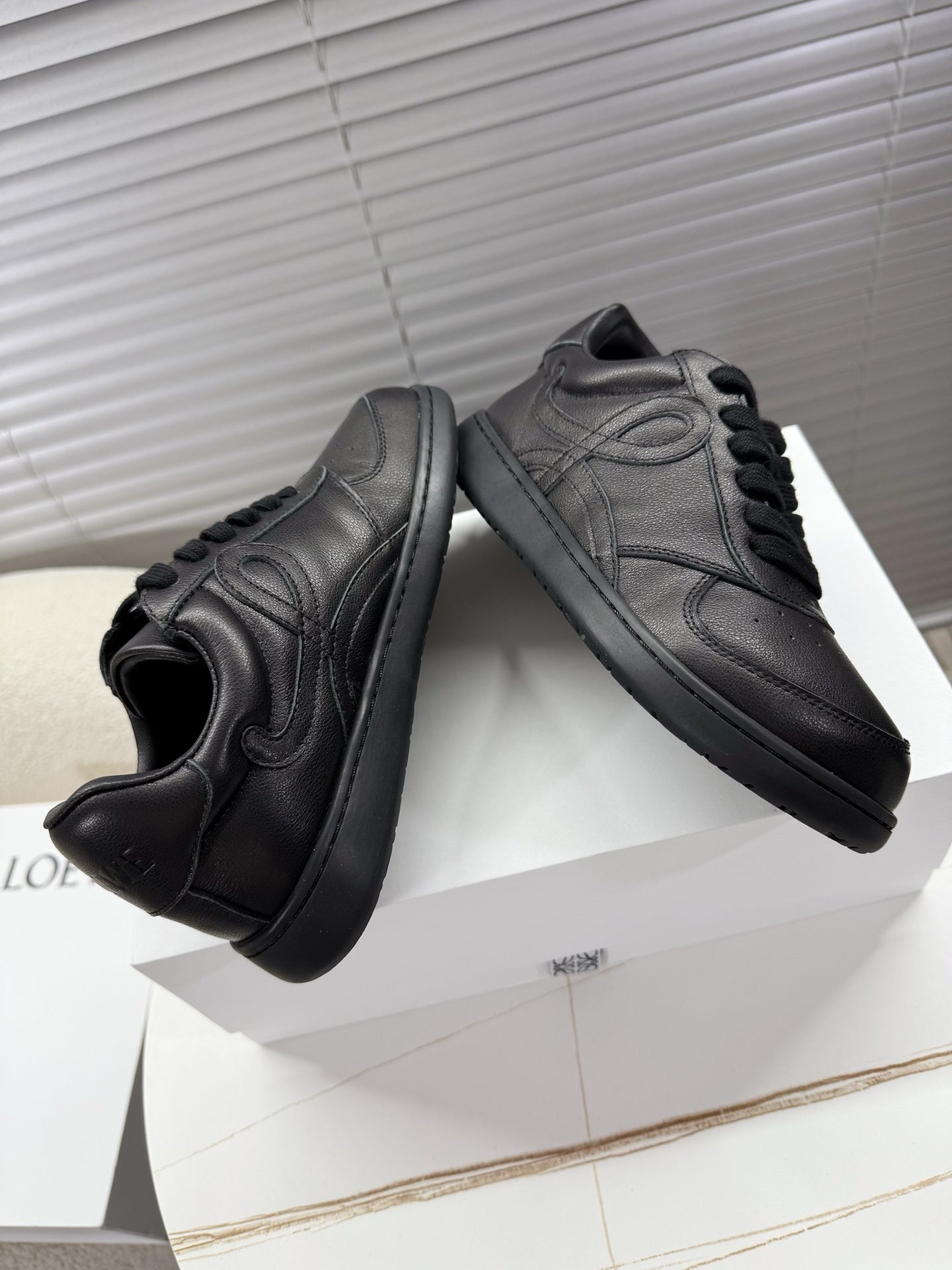 Loe 25fw leisure shoe