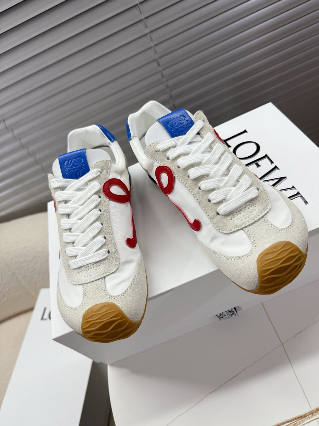 Loe 25fw all-match shoe