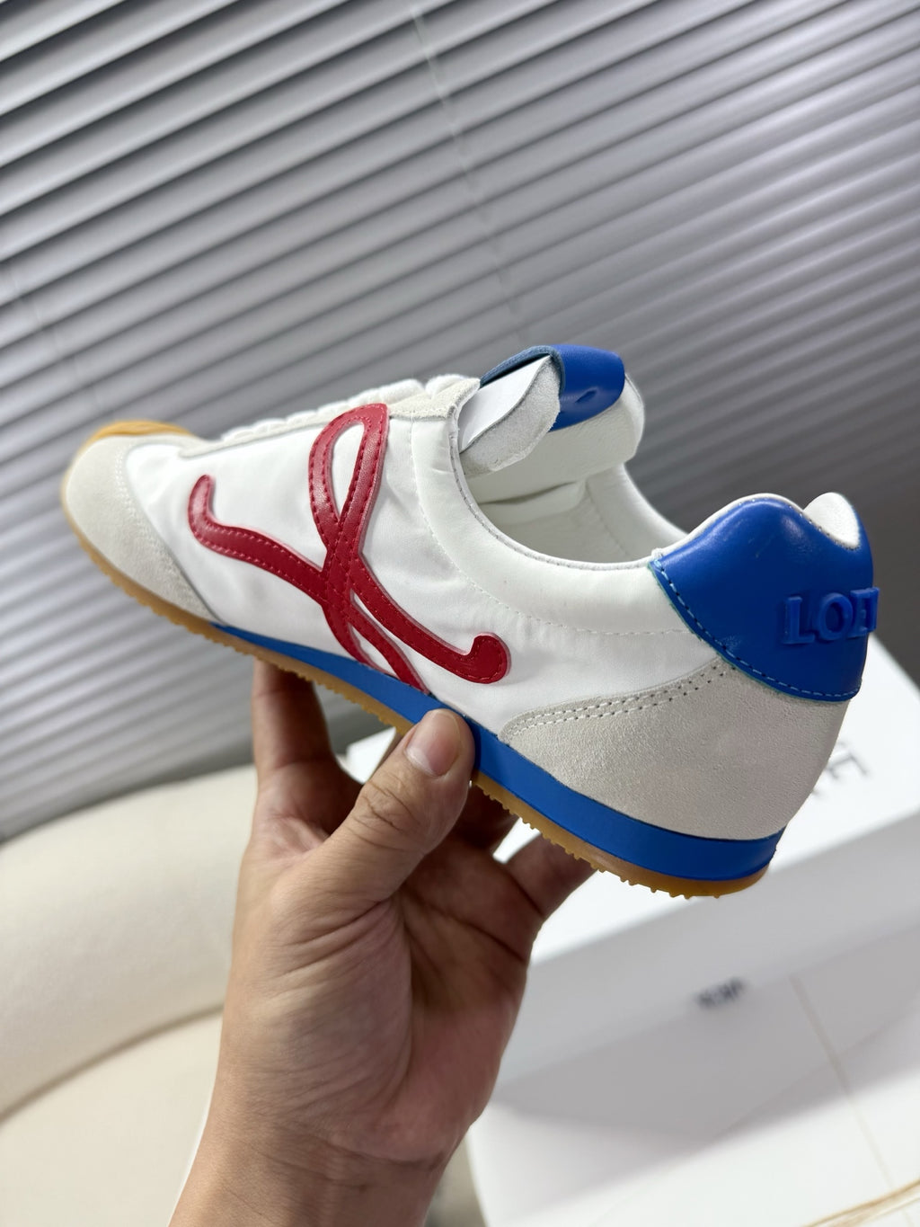 Loe 25fw all-match shoe