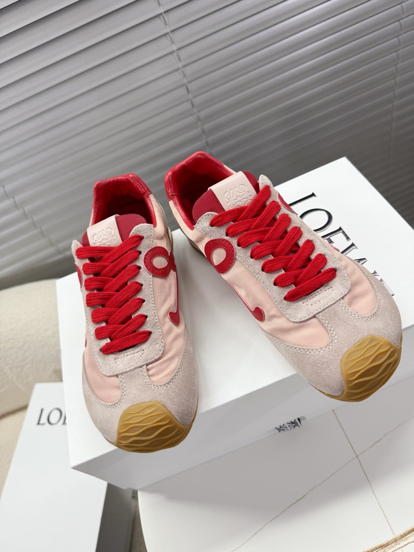 Loe 25fw all-match shoe