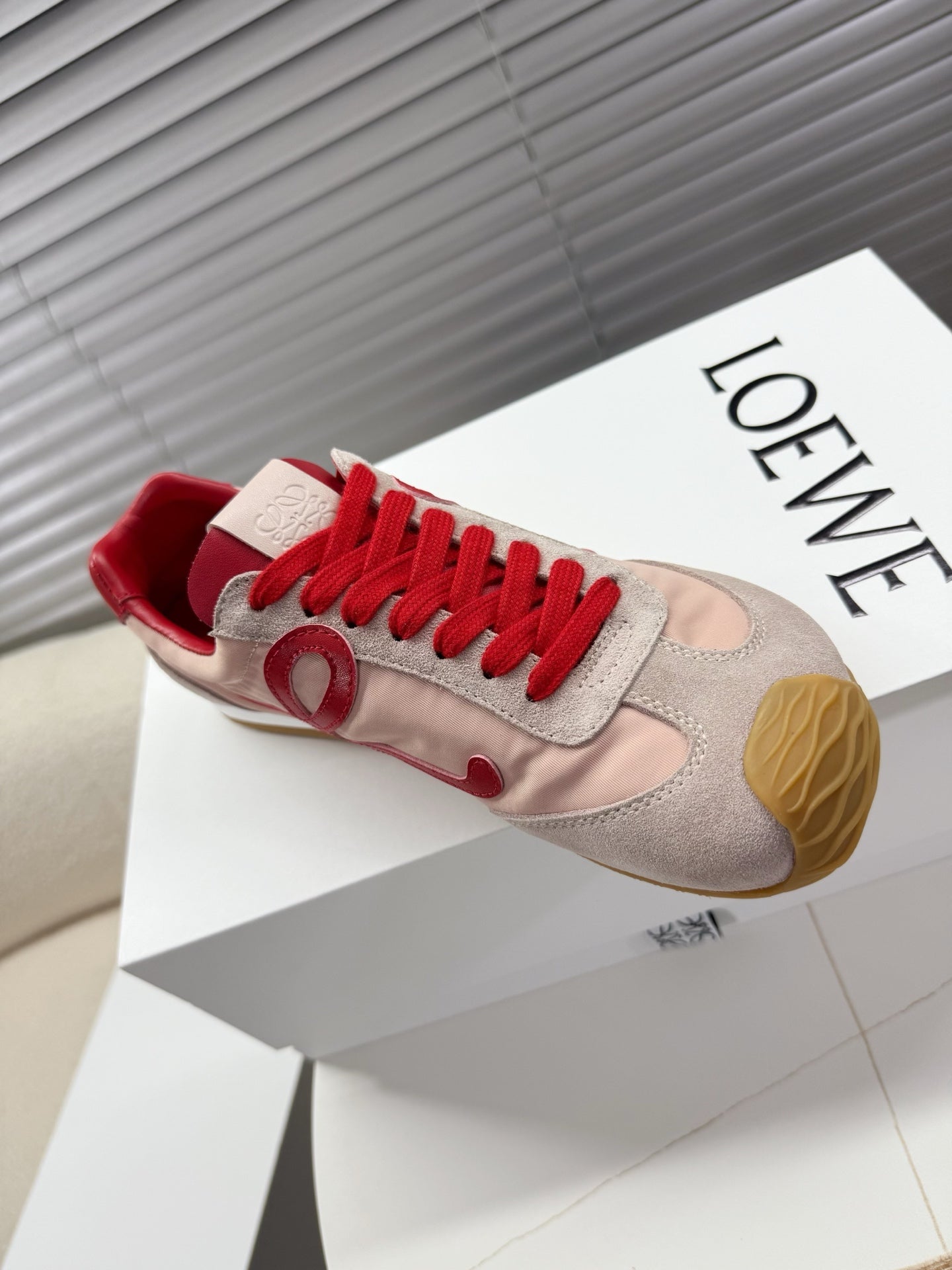 Loe 25fw all-match shoe