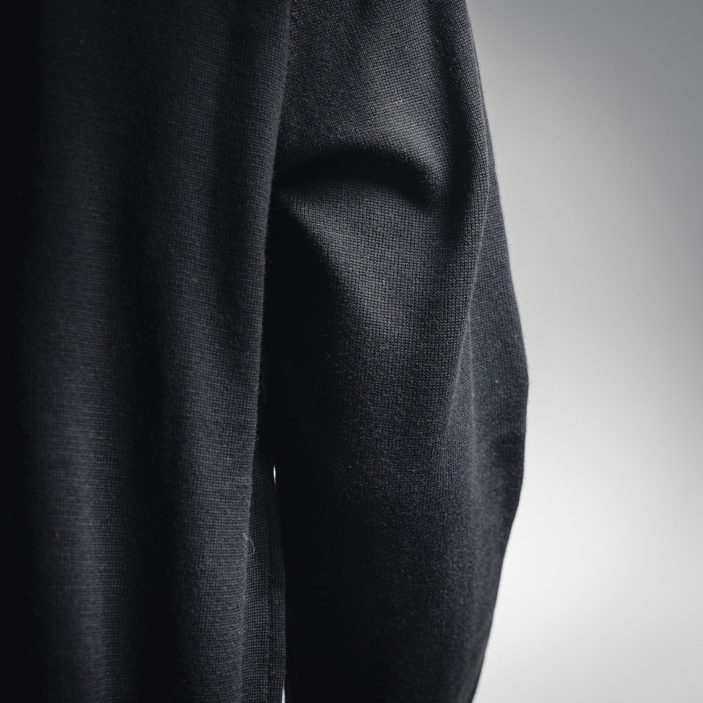 CD 25fw embroidered sweater