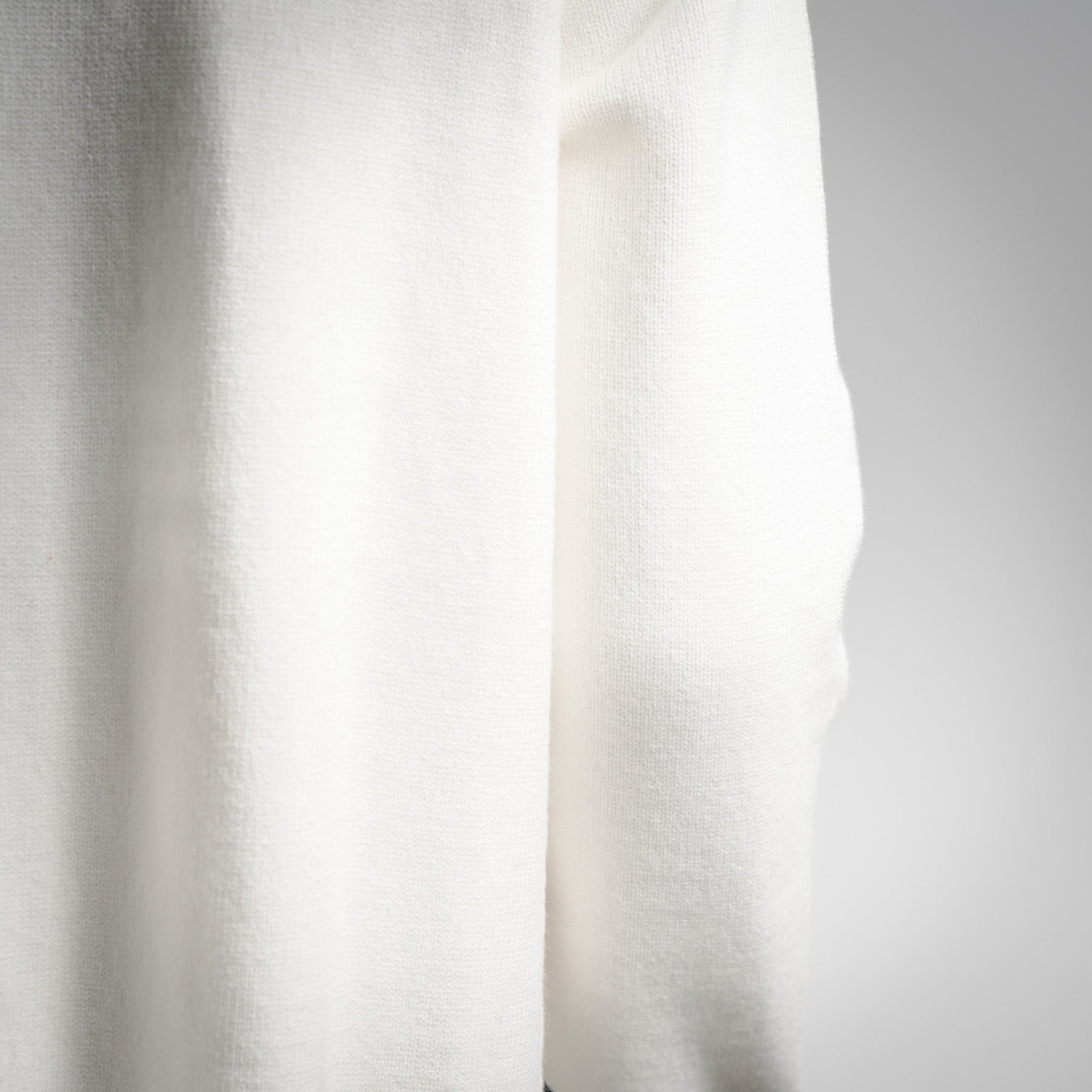 Guc 25fw leisure cardigan