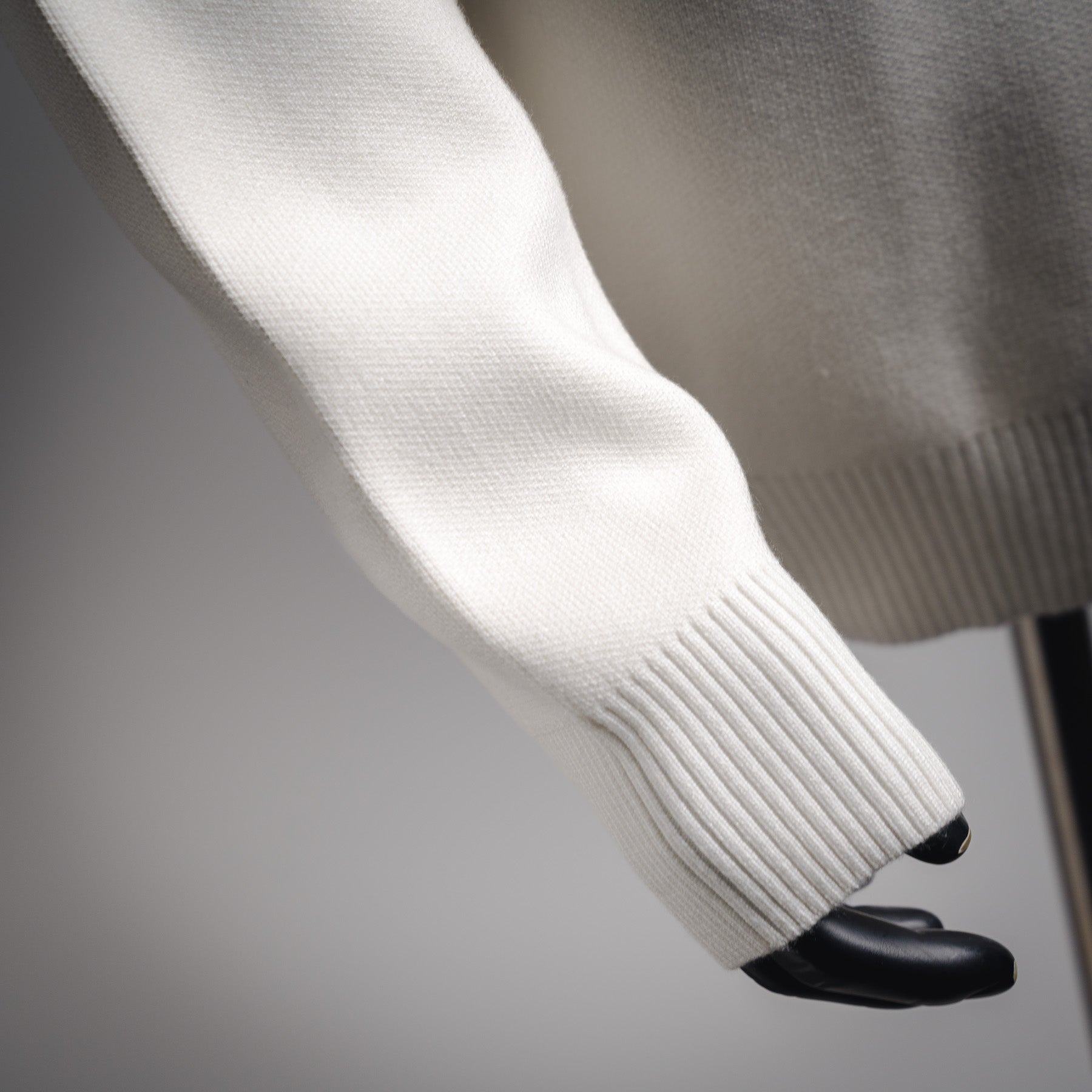 CD 25fw knitted sweater