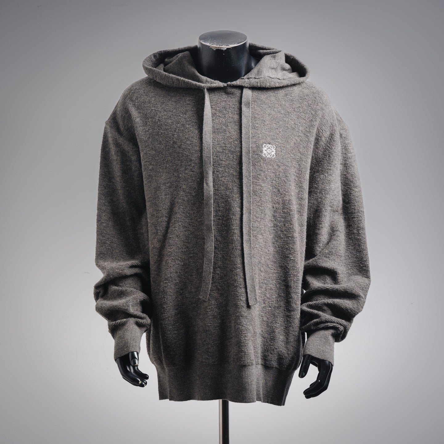Loe 25fw hoodie sweater