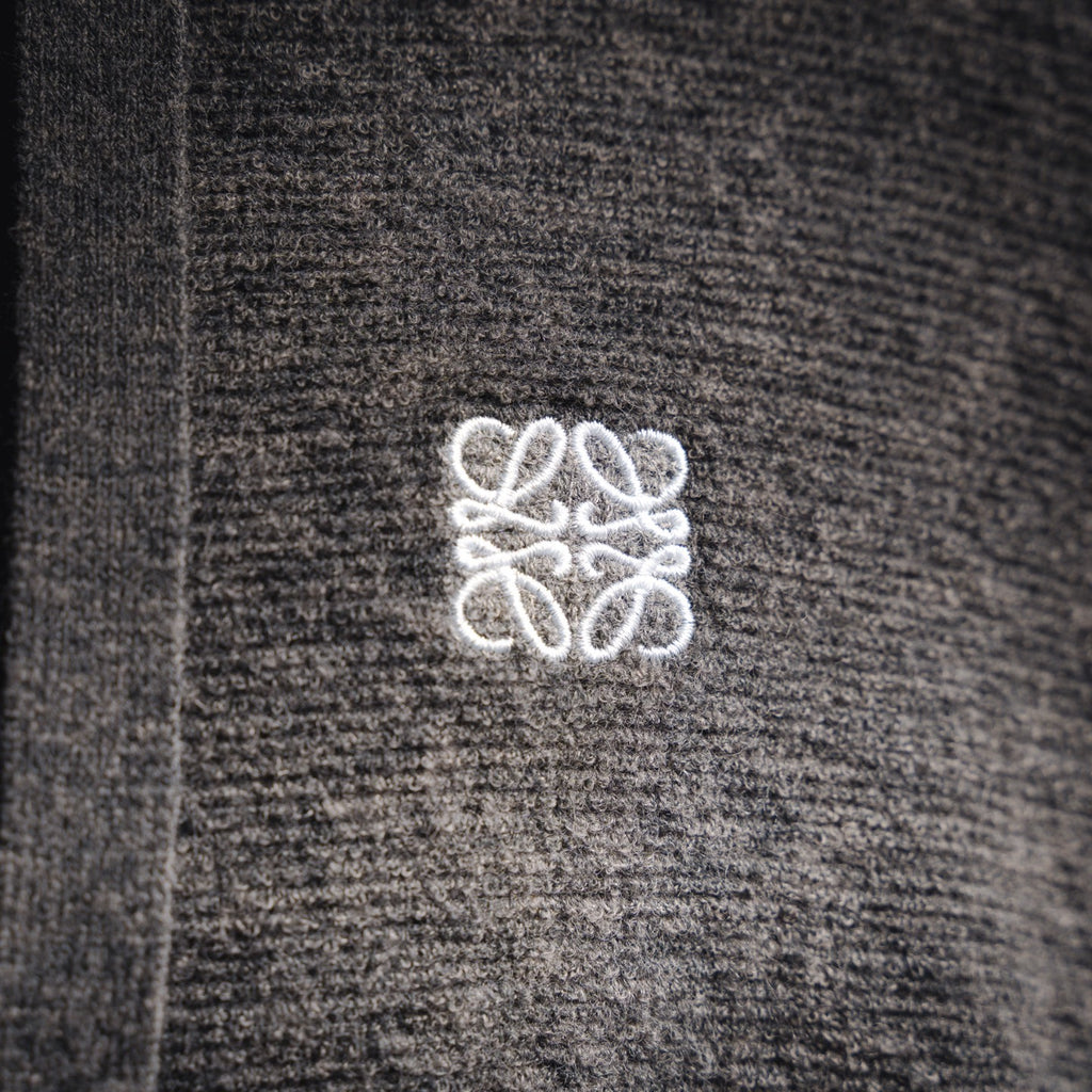 Loe 25fw hoodie sweater