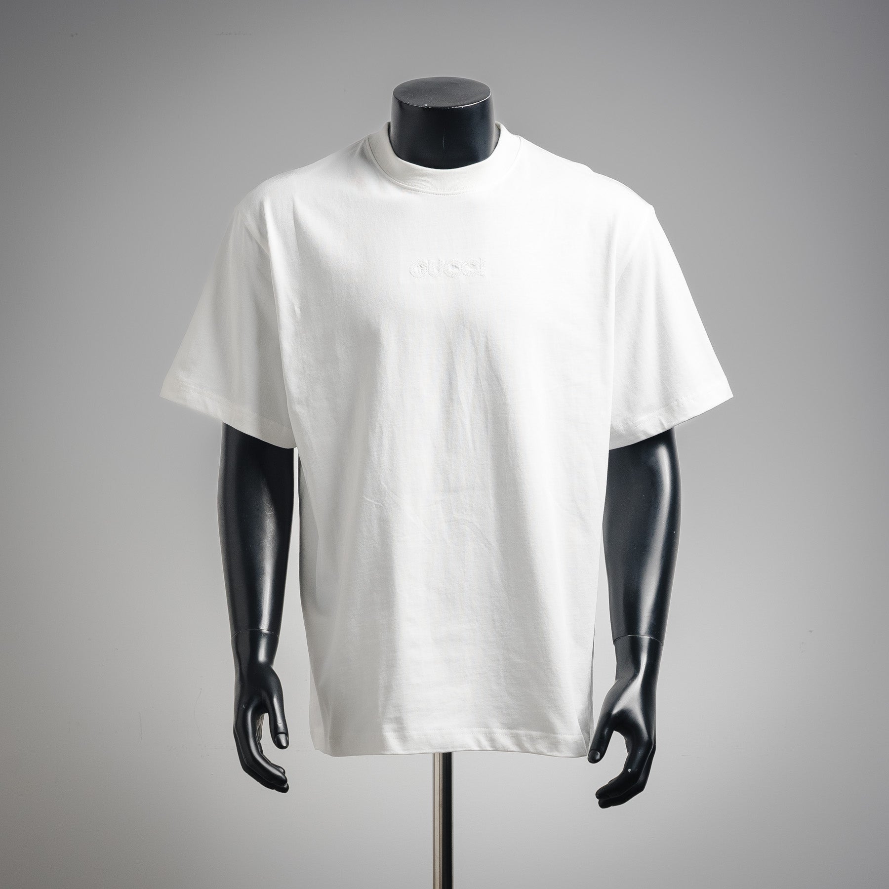 Guc 25fw embroidered t-shirt