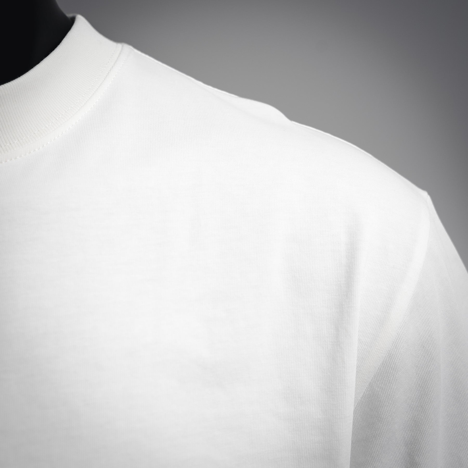 Guc 25fw embroidered t-shirt