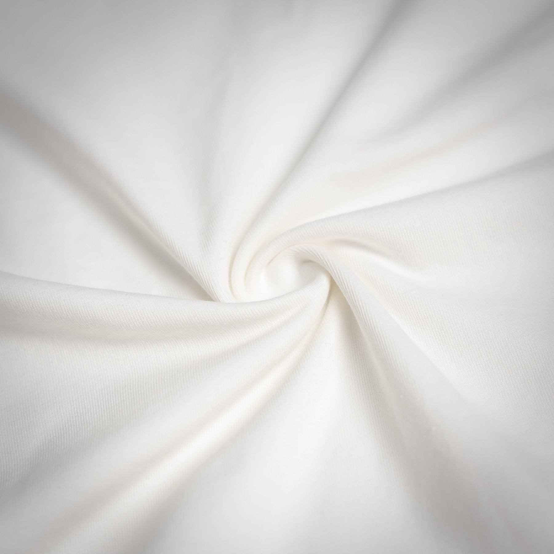 Guc 25fw embroidered t-shirt