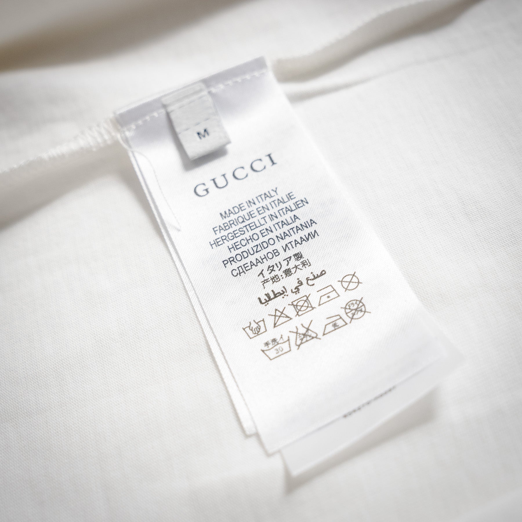 Guc 25fw embroidered t-shirt