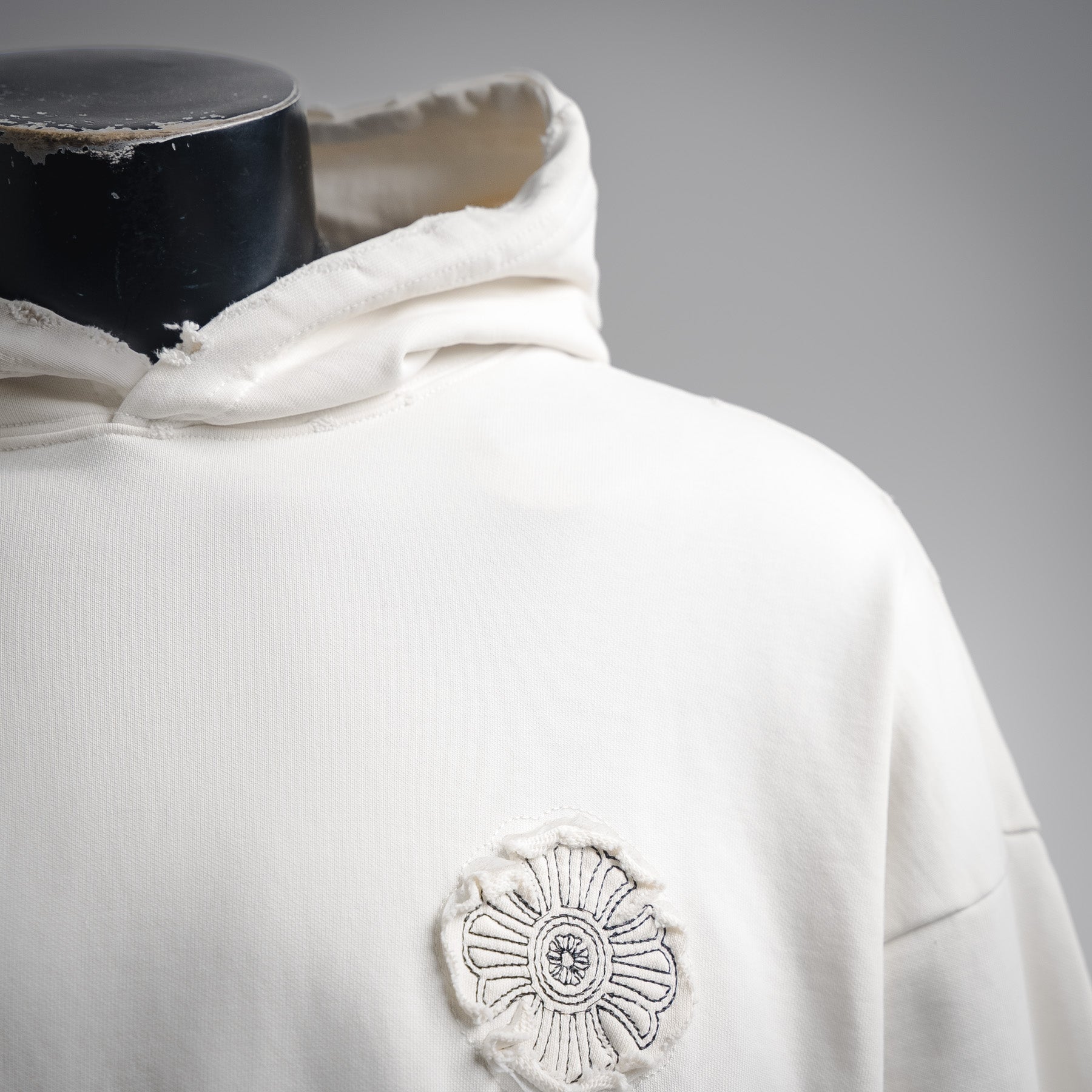 Chrome 25fw embroidered hoodie