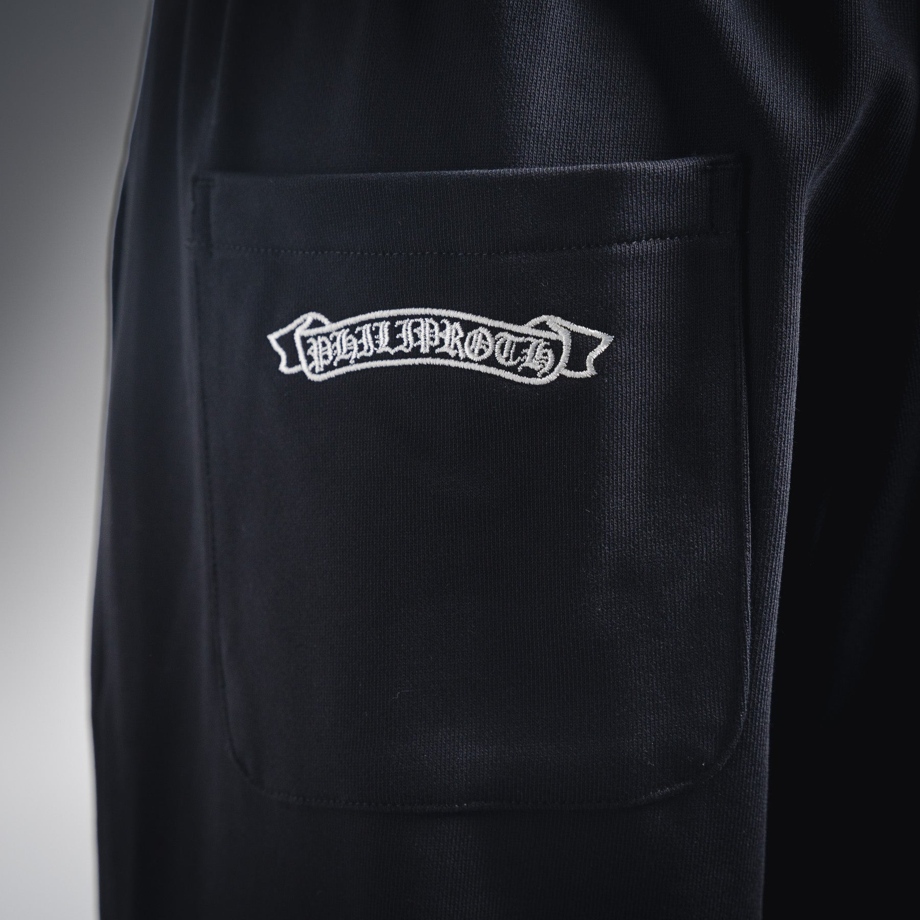 Chrome 25fw printed pants